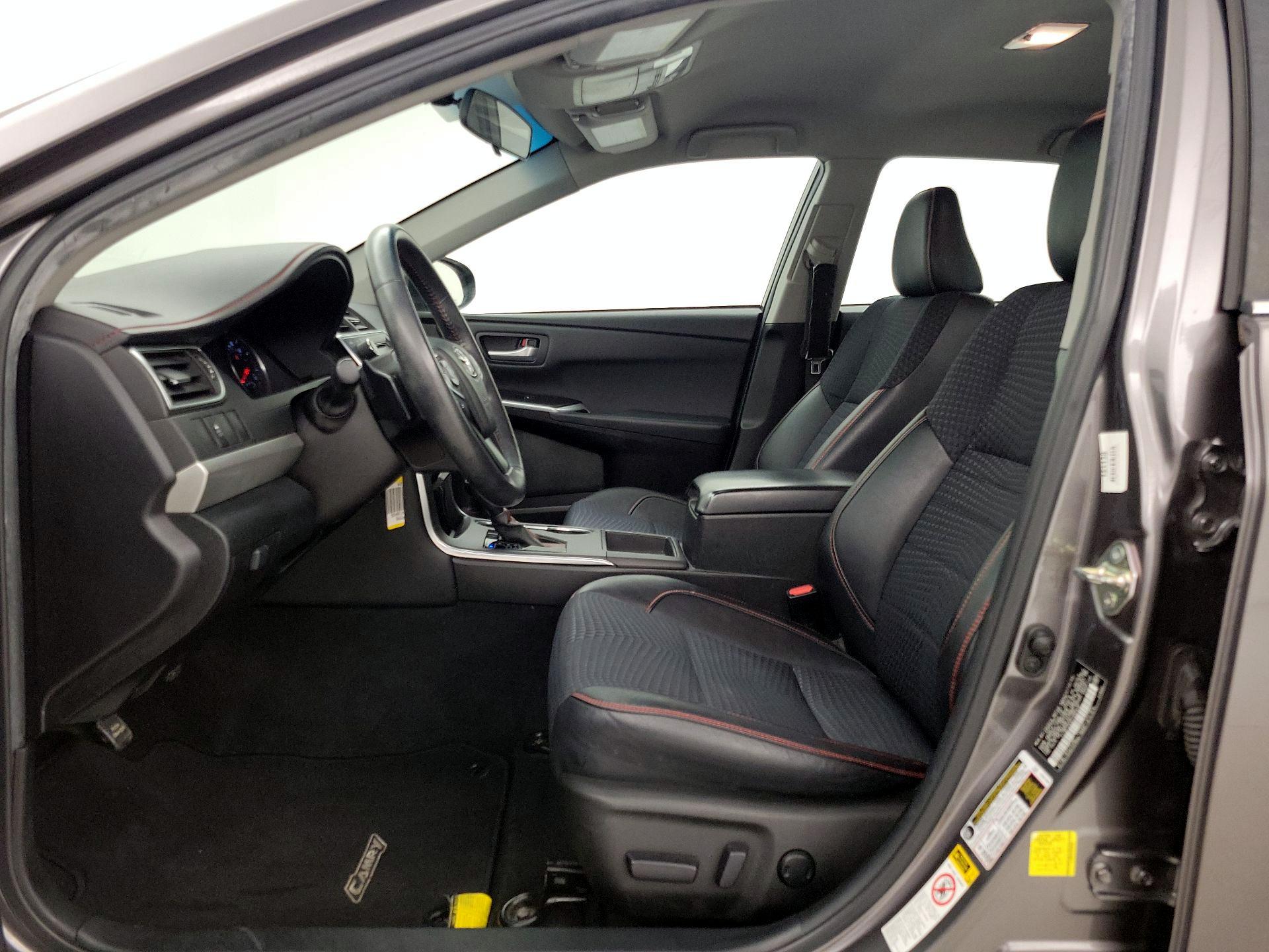 Thumbnail: 2015 Toyota Camry - 11