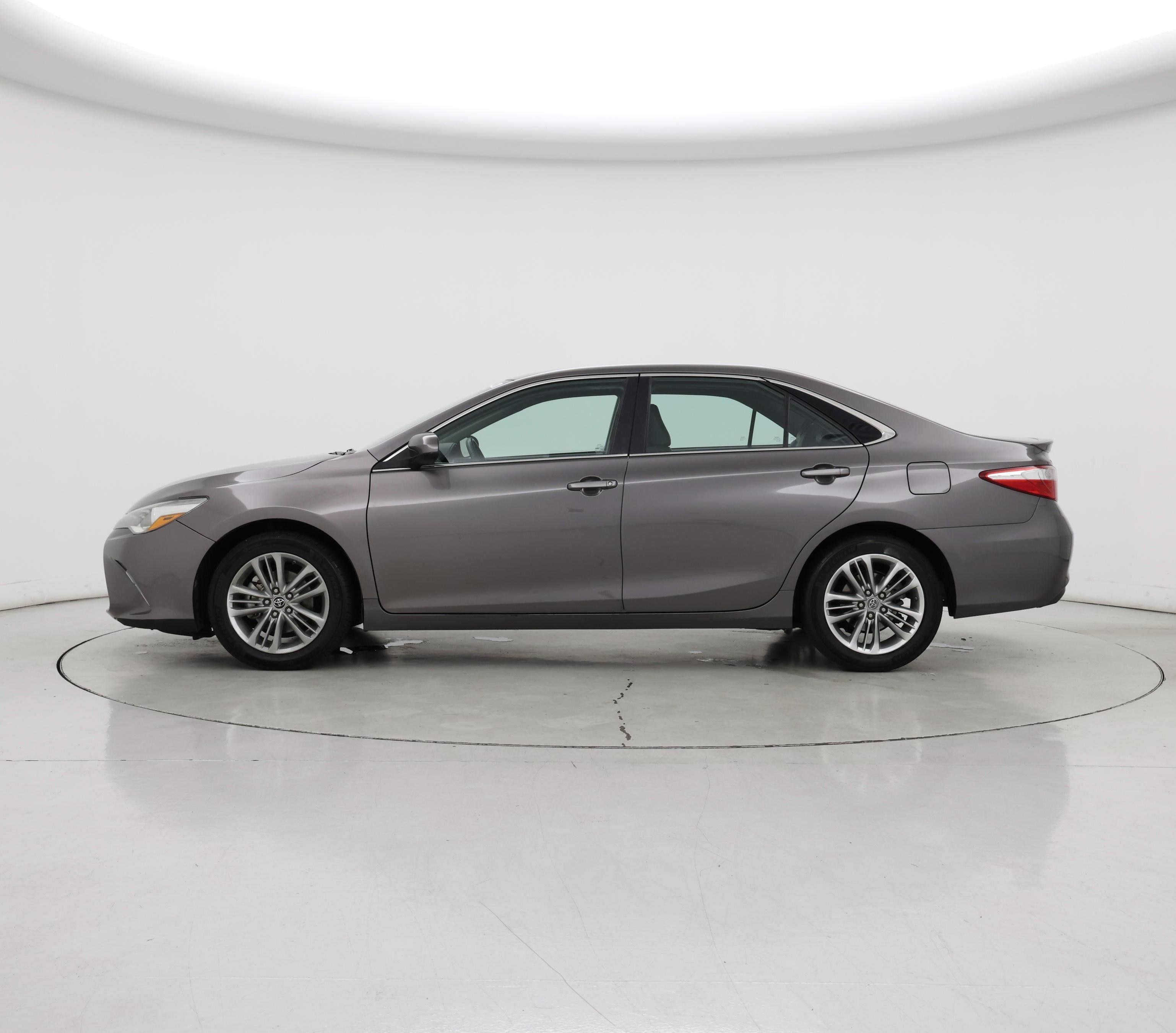 Thumbnail: 2015 Toyota Camry - 3