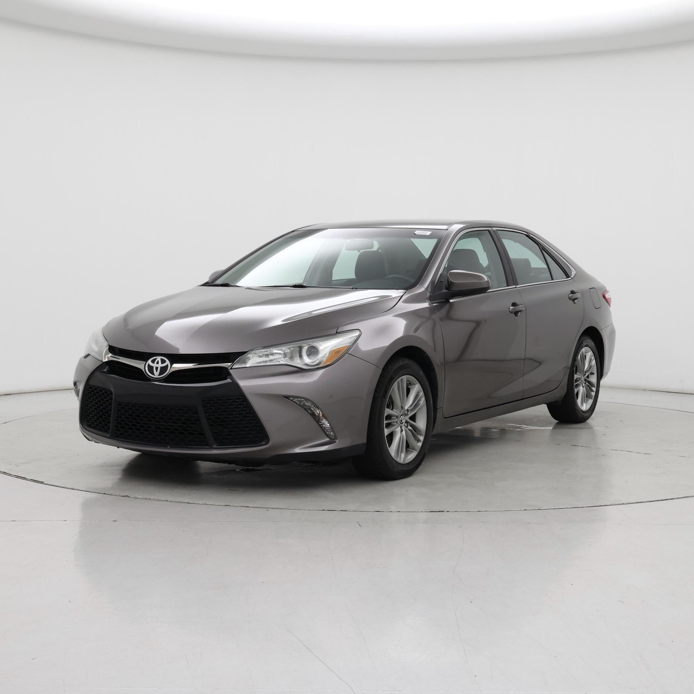 Thumbnail: 2015 Toyota Camry - 4