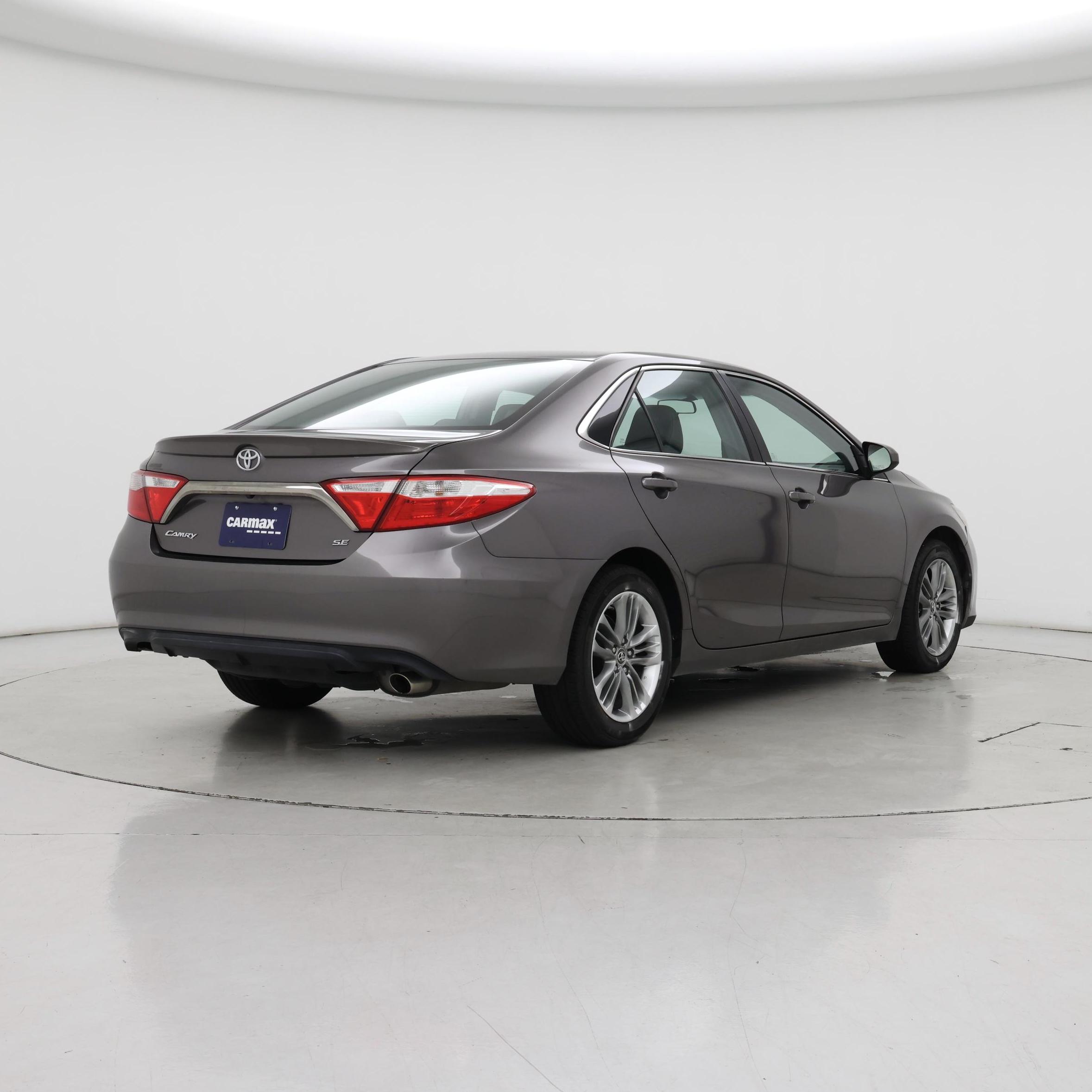 Thumbnail: 2015 Toyota Camry - 8