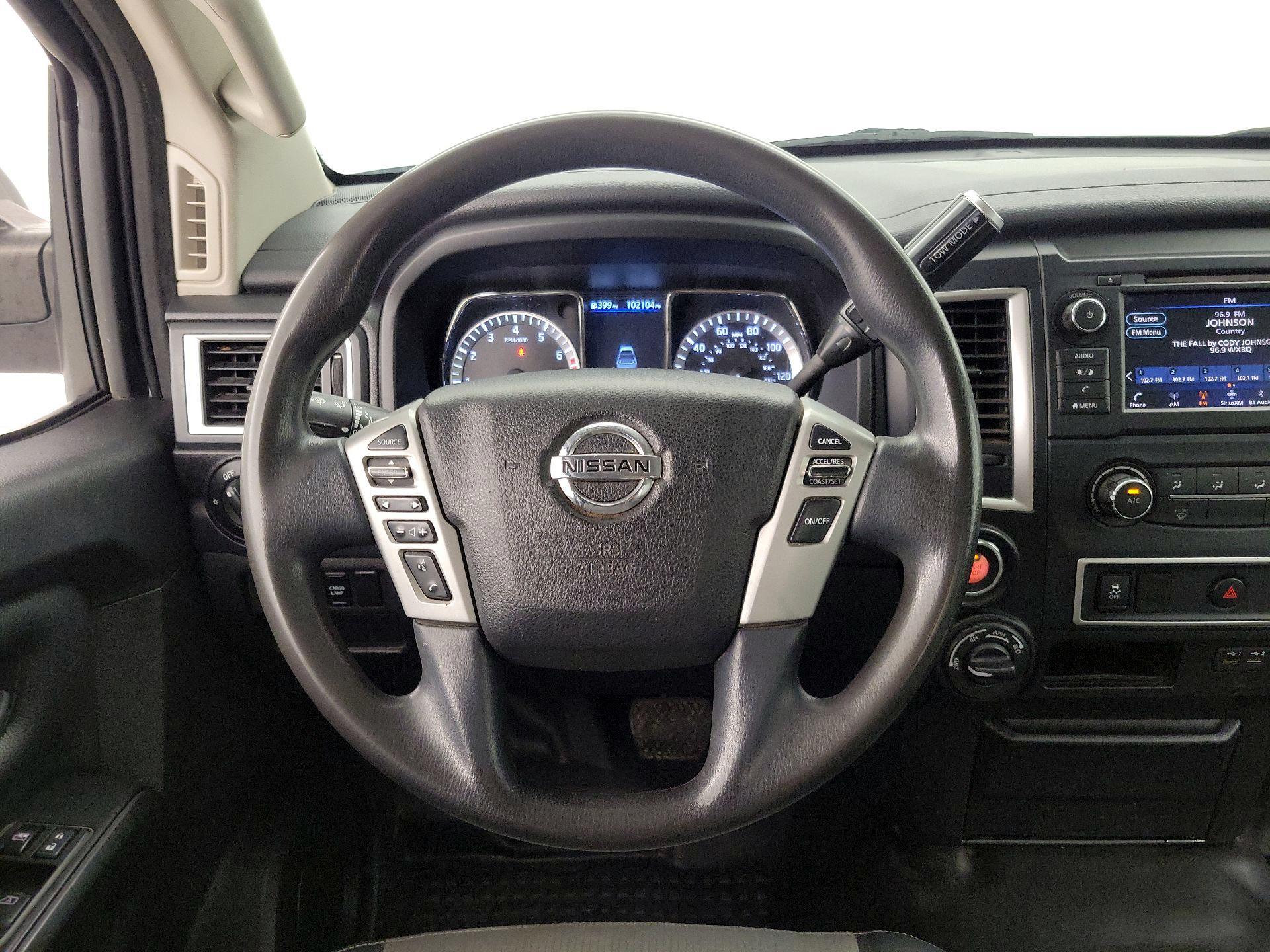 Thumbnail: 2019 Nissan Titan - 10