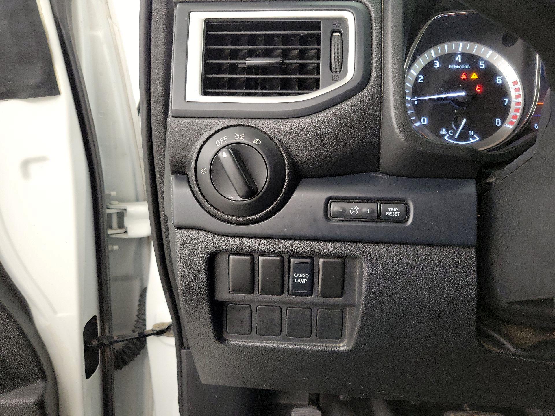 Thumbnail: 2019 Nissan Titan - 13