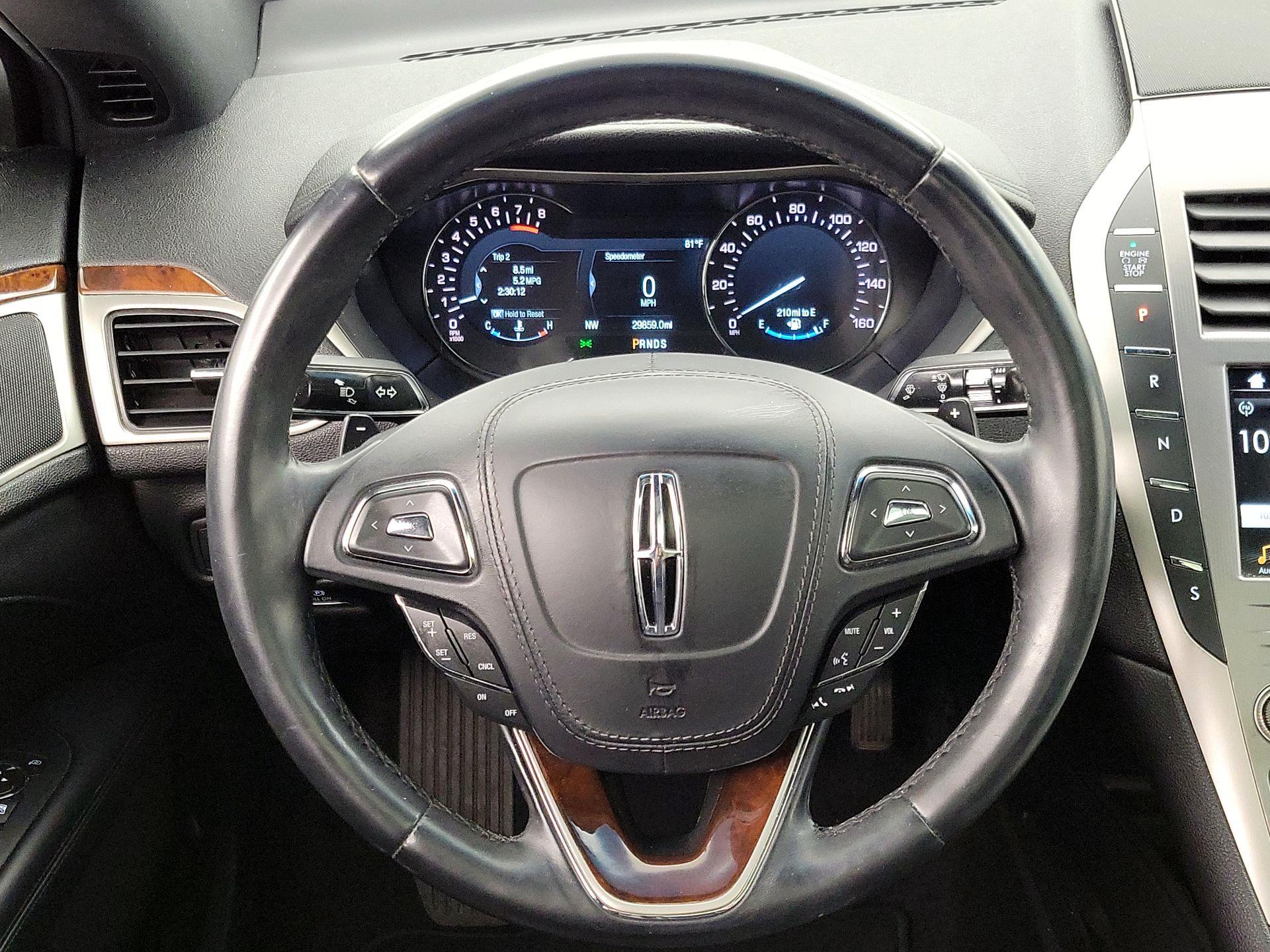 Thumbnail: 2017 Lincoln MKZ - 10