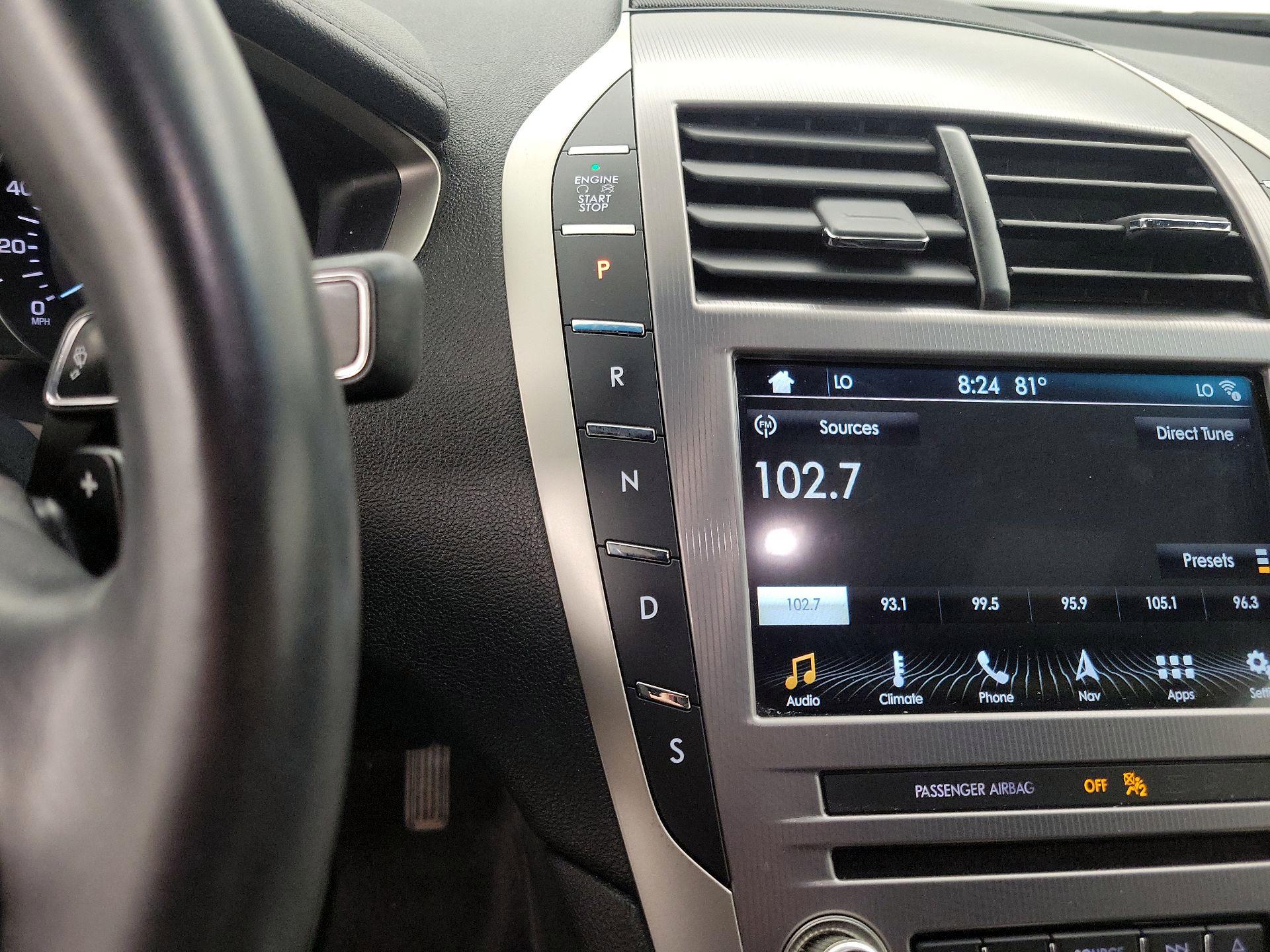 Thumbnail: 2017 Lincoln MKZ - 18