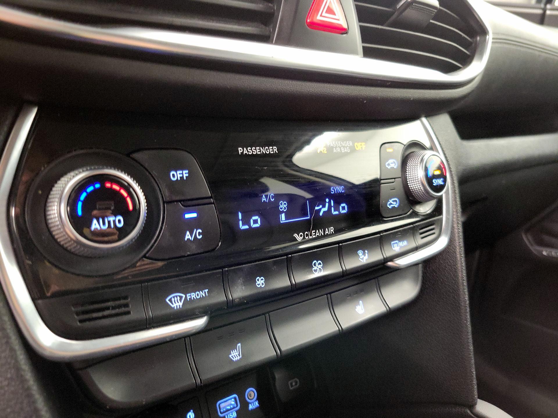 Thumbnail: 2020 Hyundai Santa Fe - 16
