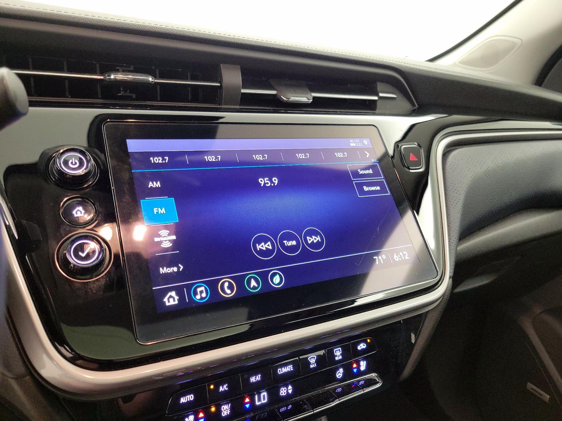 Thumbnail: 2022 Chevrolet Bolt EUV - 16