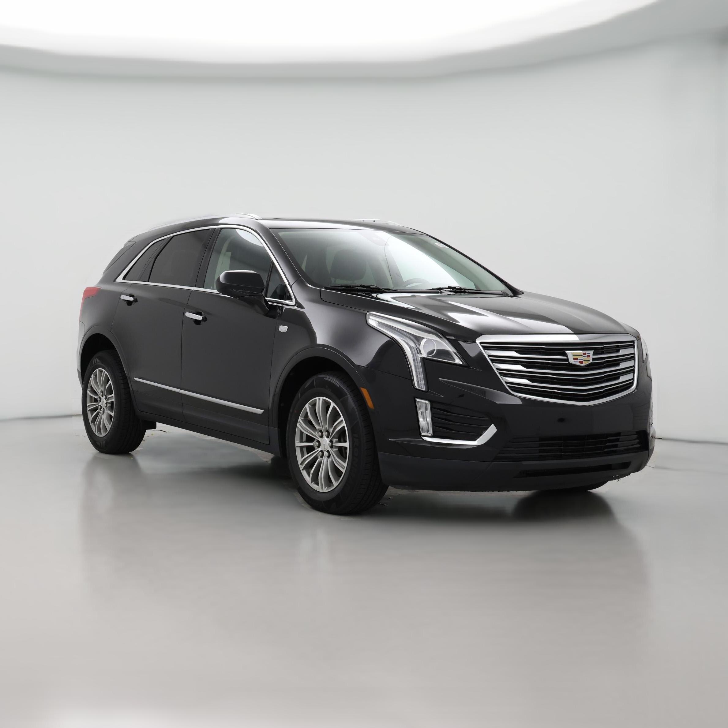 Thumbnail: 2017 Cadillac XT5 - 1