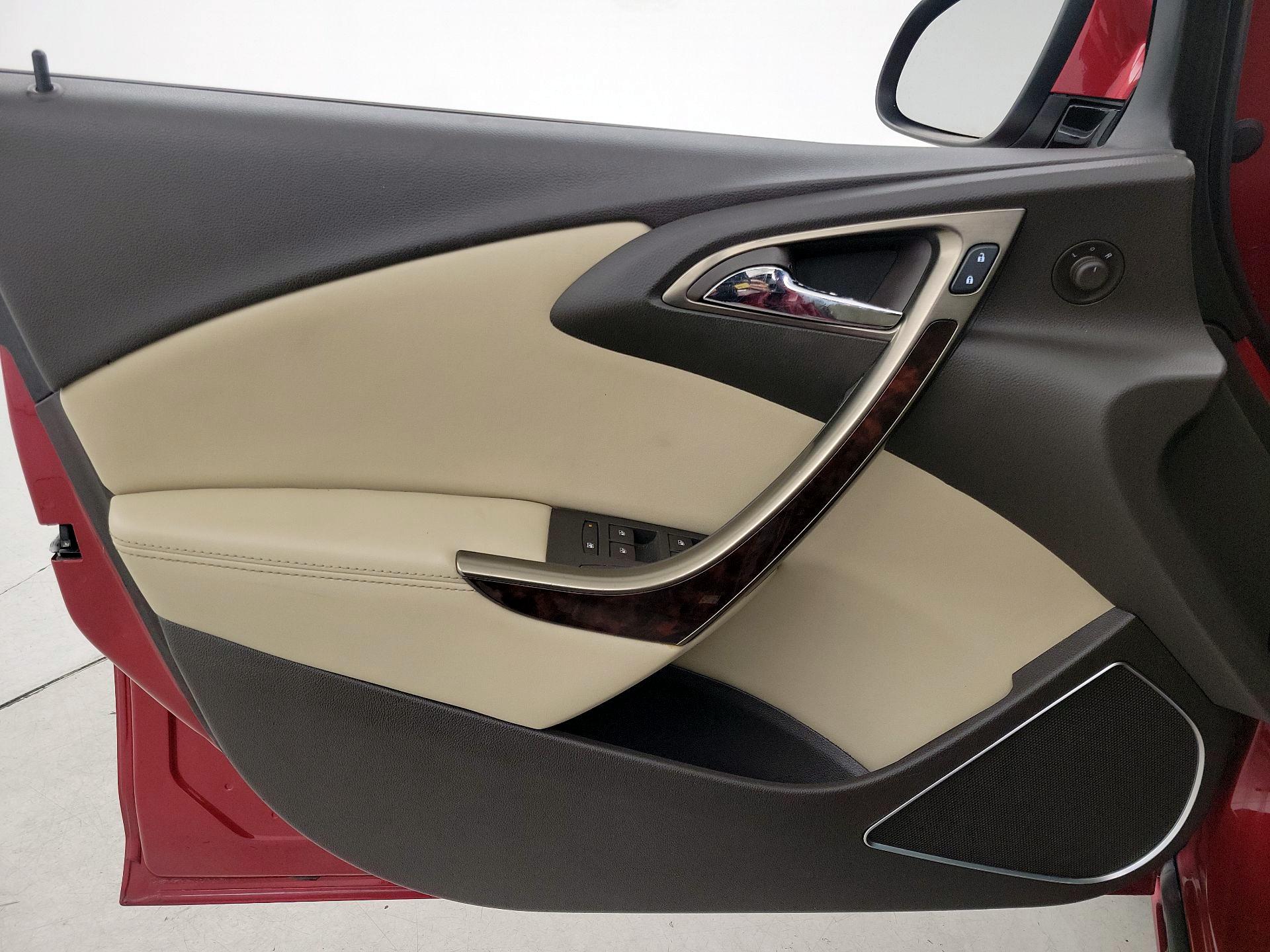 Thumbnail: 2015 Buick Verano - 12