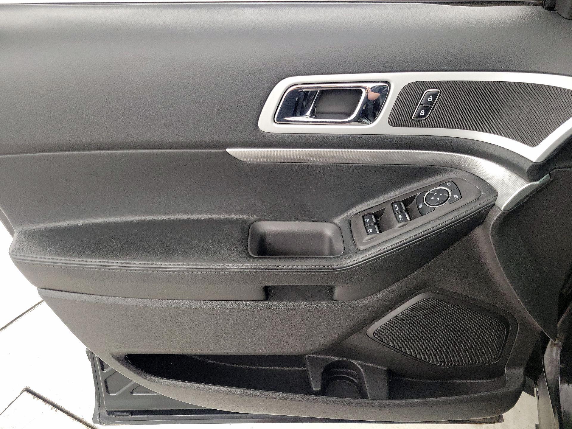 Thumbnail: 2014 Ford Explorer - 12