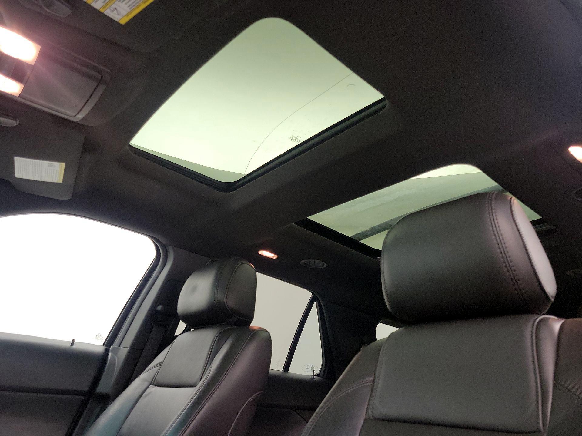 Thumbnail: 2014 Ford Explorer - 19