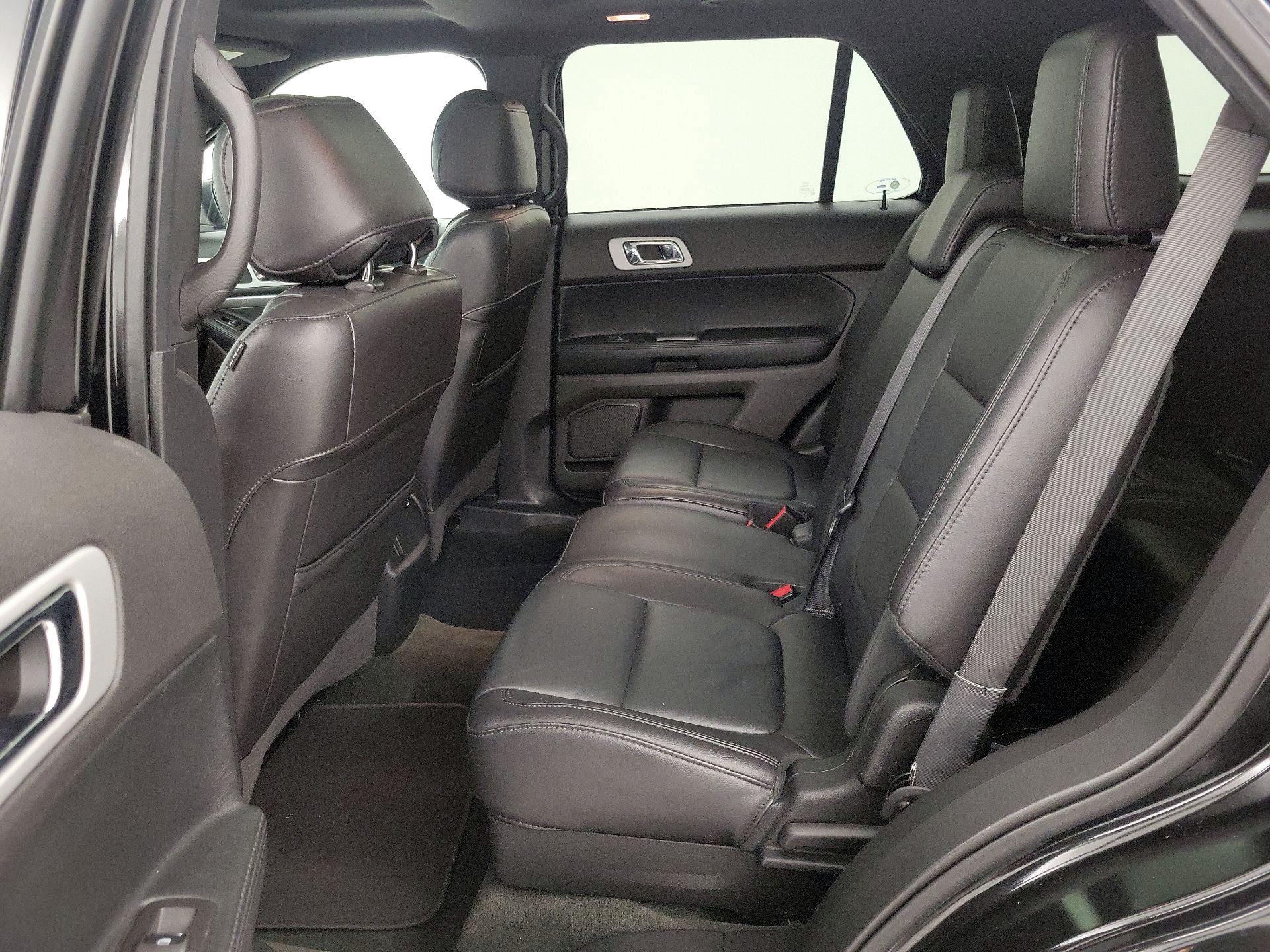 Thumbnail: 2014 Ford Explorer - 20
