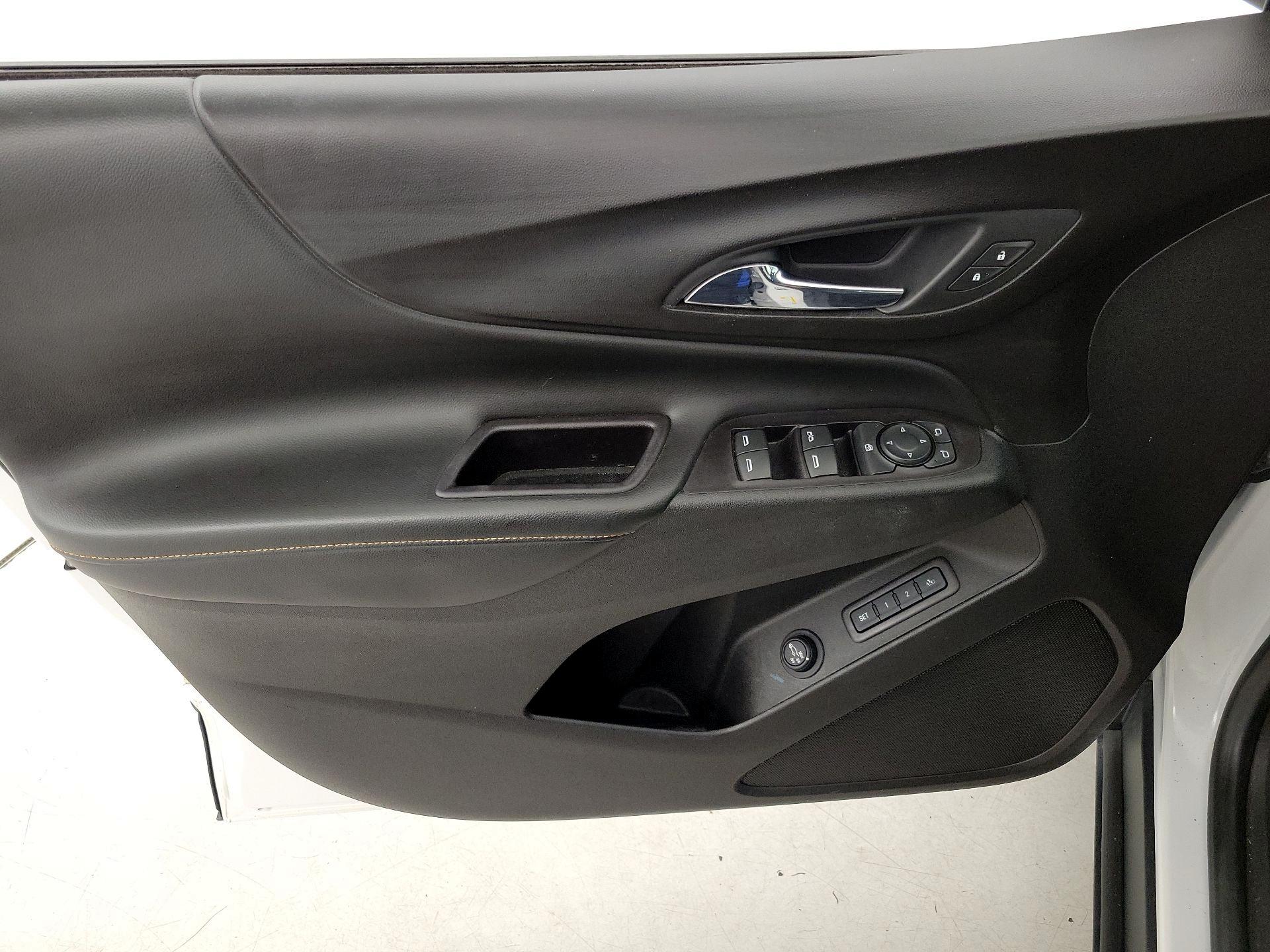 Thumbnail: 2018 Chevrolet Equinox - 12