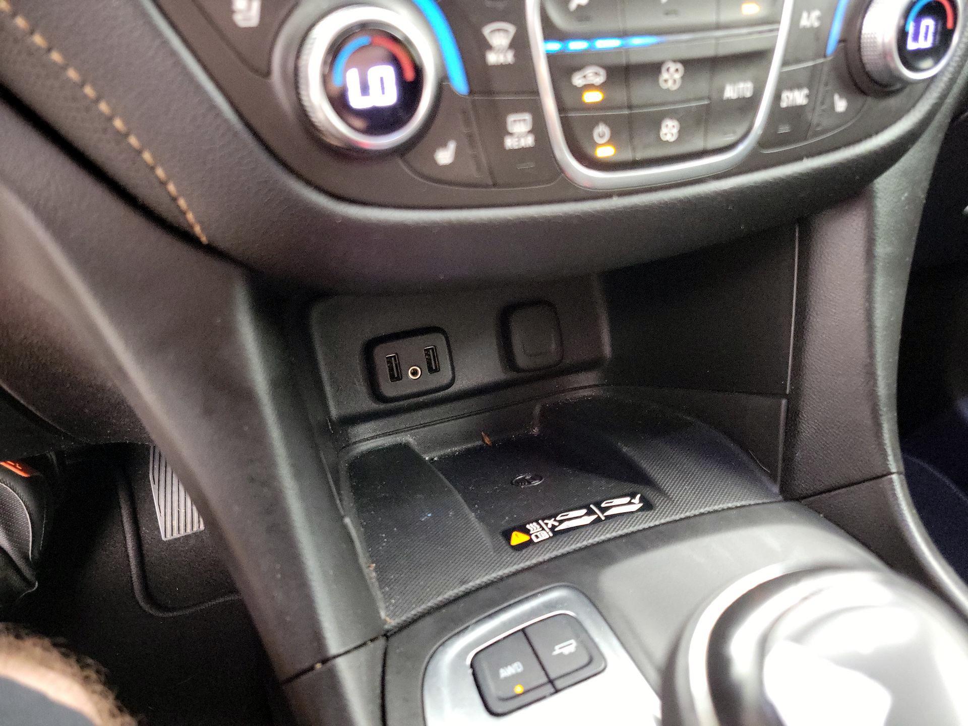 Thumbnail: 2018 Chevrolet Equinox - 18