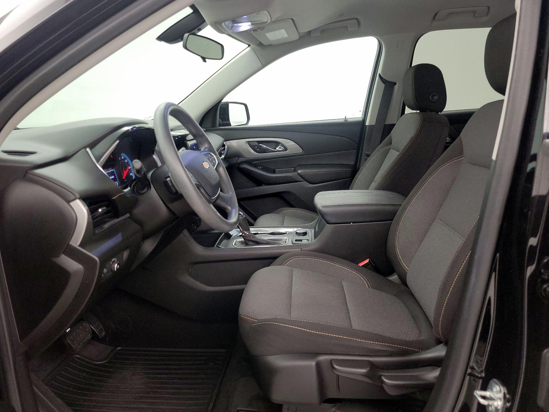 Thumbnail: 2020 Chevrolet Traverse - 11