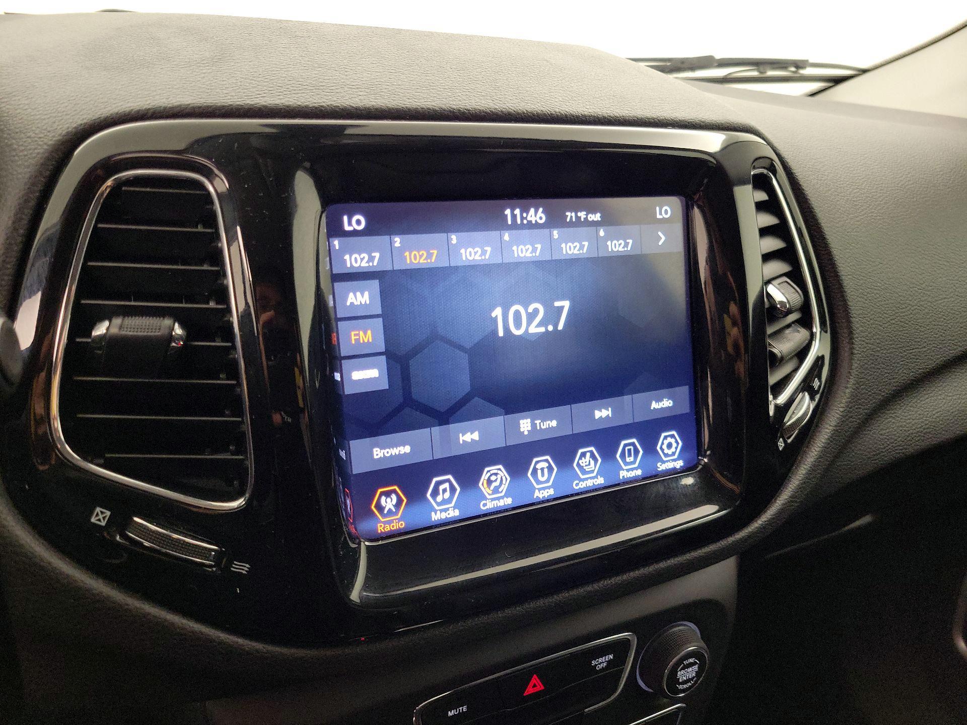 Thumbnail: 2018 Jeep Compass - 15