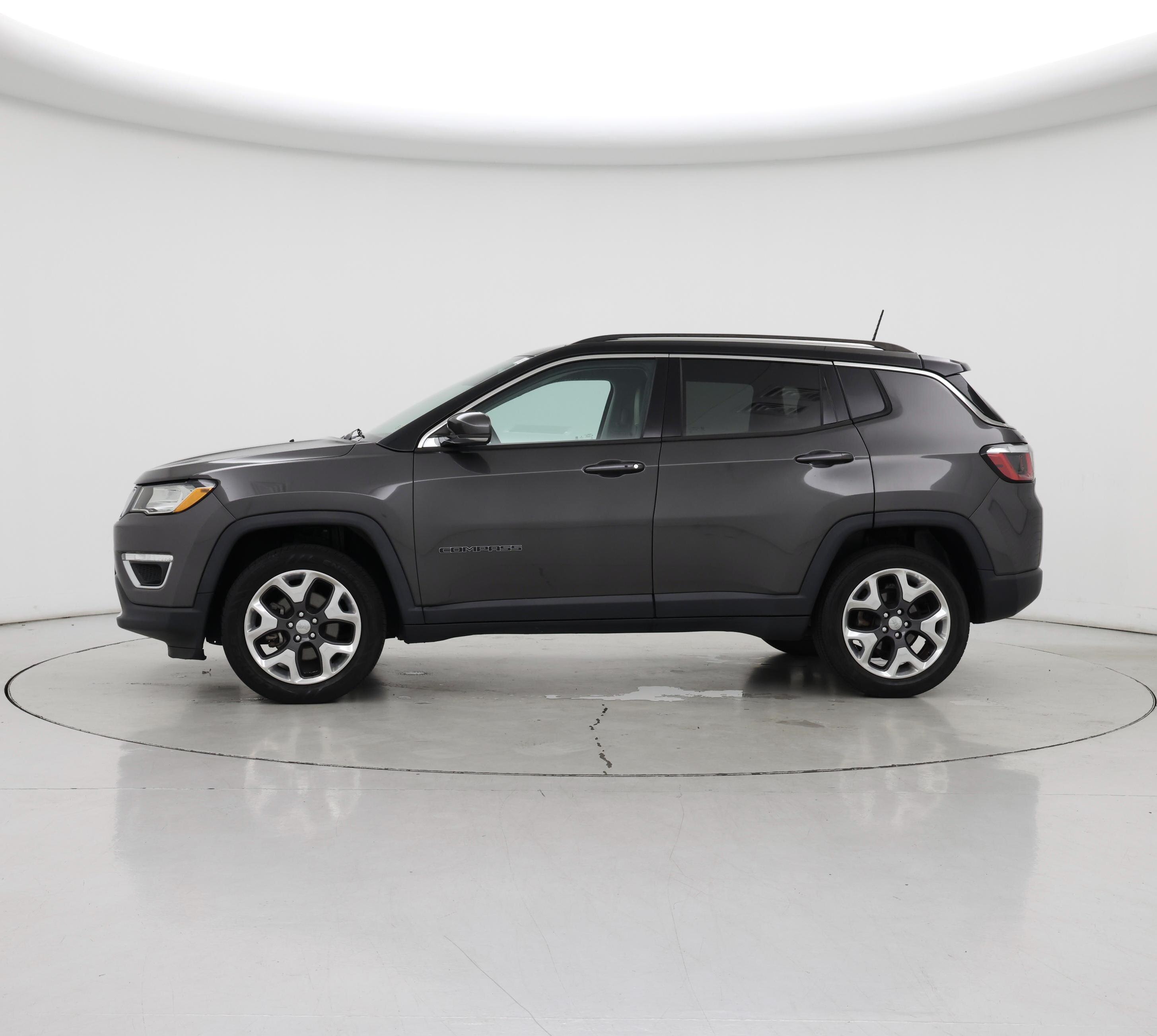 Thumbnail: 2018 Jeep Compass - 3