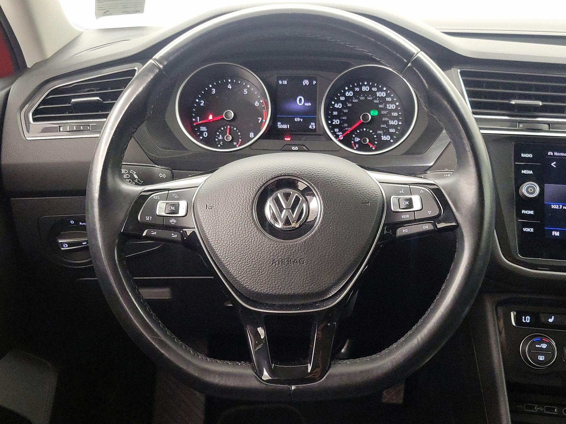 Thumbnail: 2019 Volkswagen Tiguan - 10