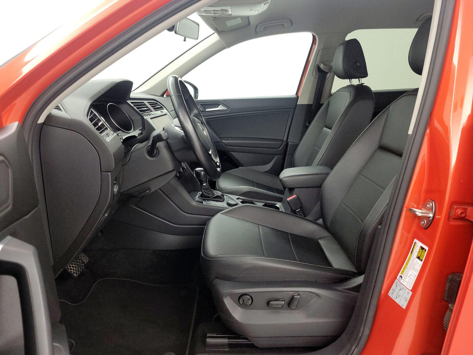 Thumbnail: 2019 Volkswagen Tiguan - 11
