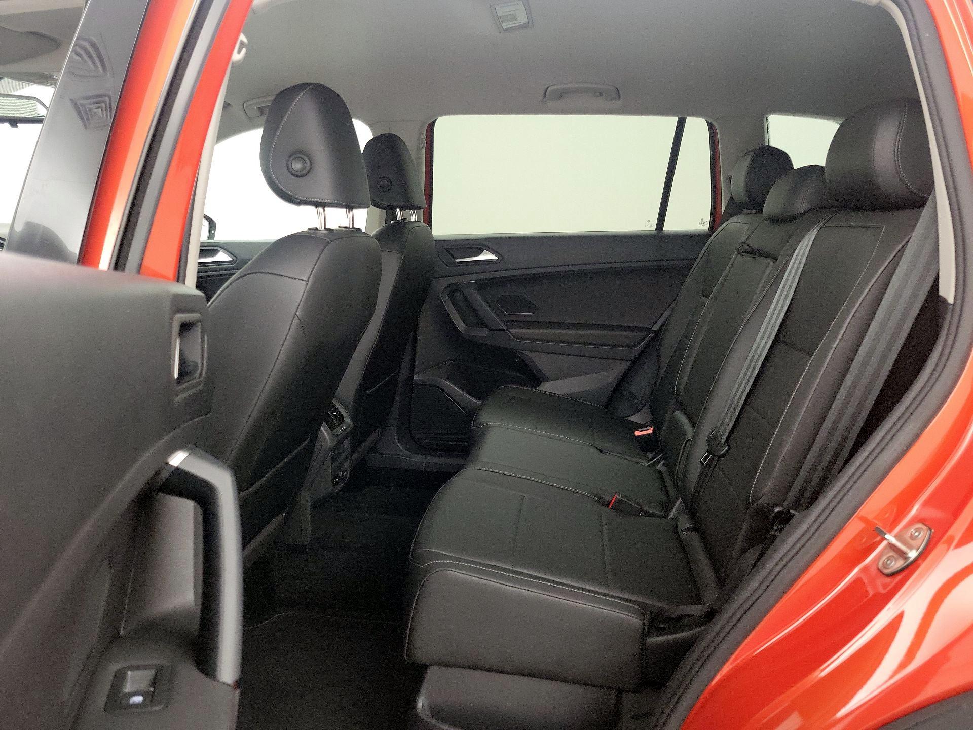 Thumbnail: 2019 Volkswagen Tiguan - 19