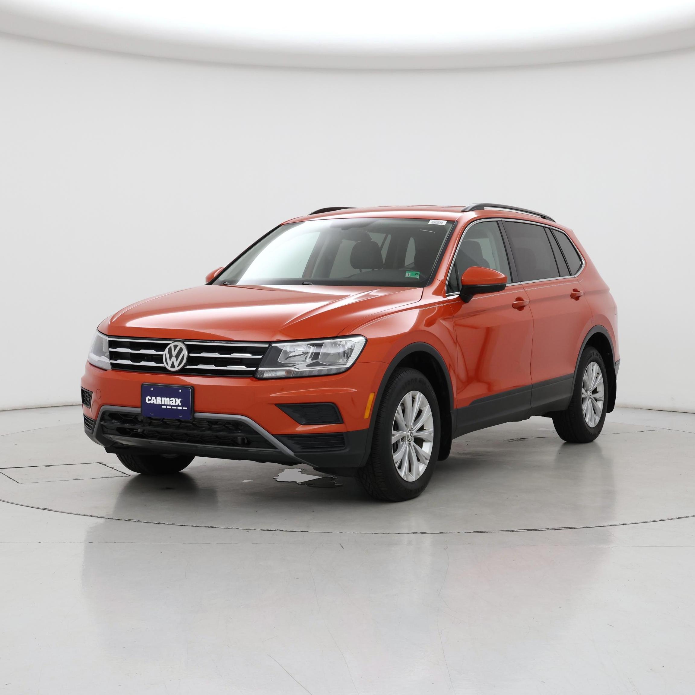 Thumbnail: 2019 Volkswagen Tiguan - 4