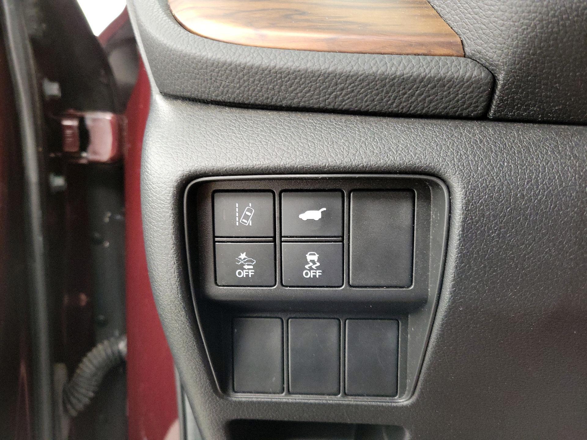 Thumbnail: 2018 Honda CR-V - 13