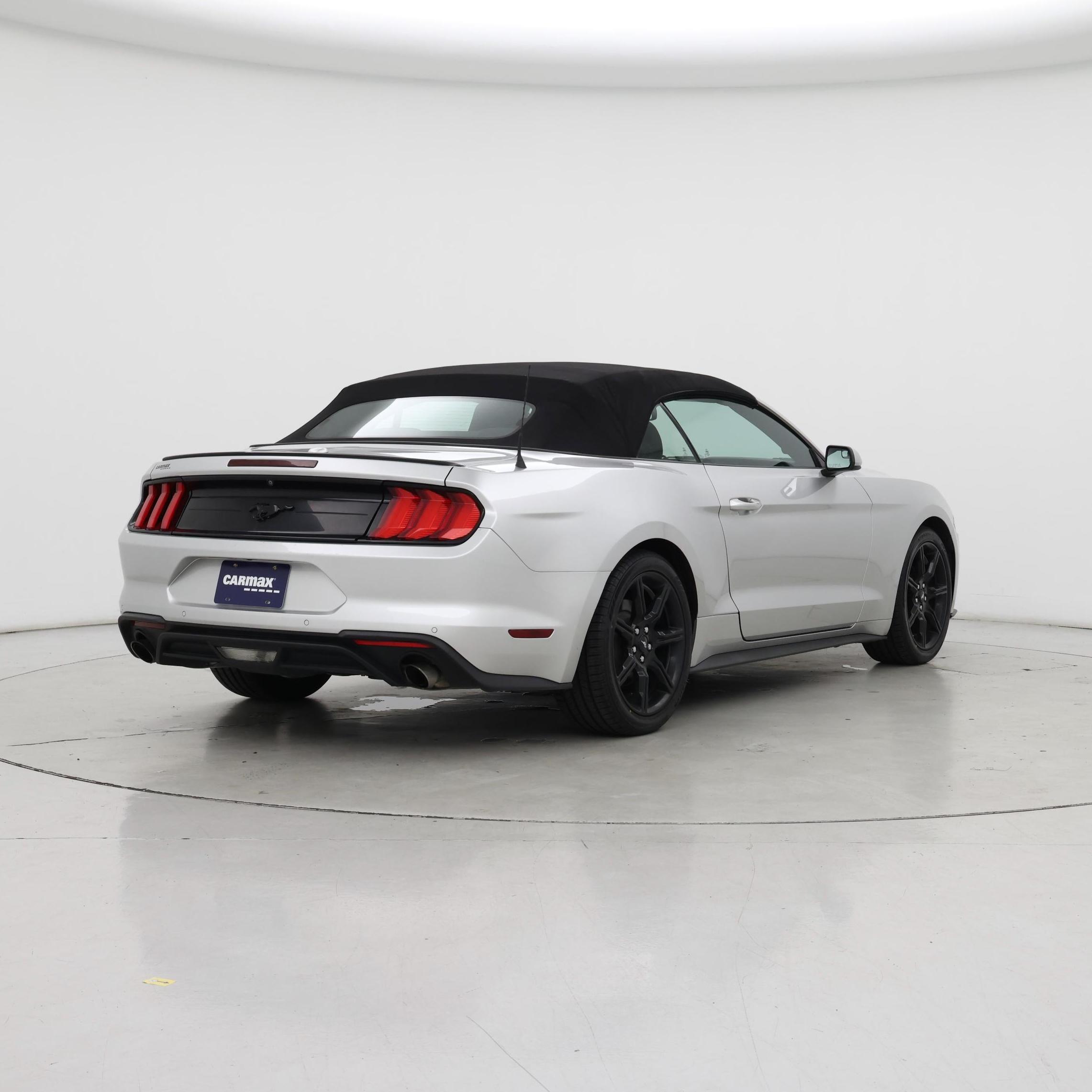 Thumbnail: 2018 Ford Mustang - 8
