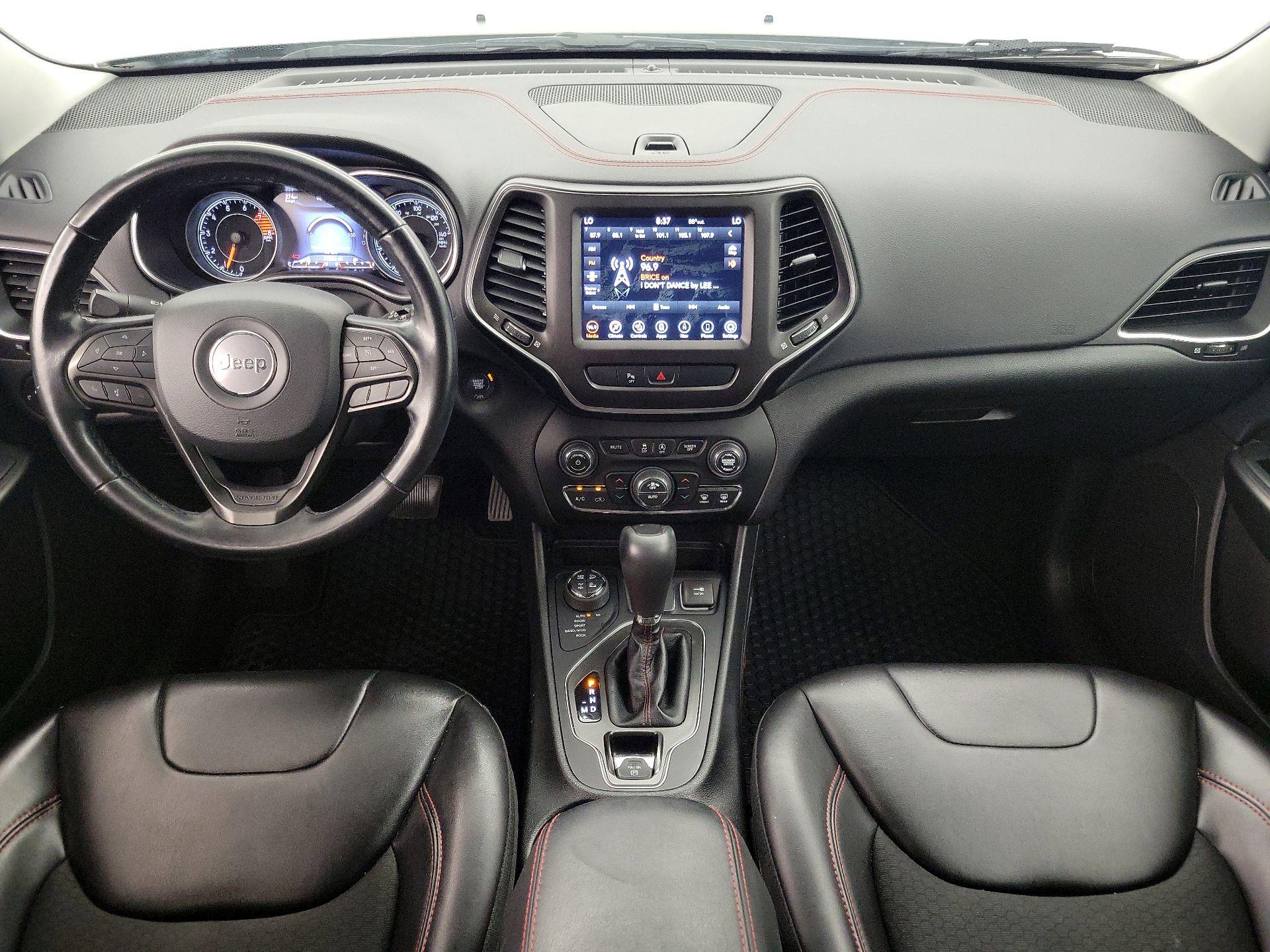 Thumbnail: 2020 Jeep Cherokee - 9