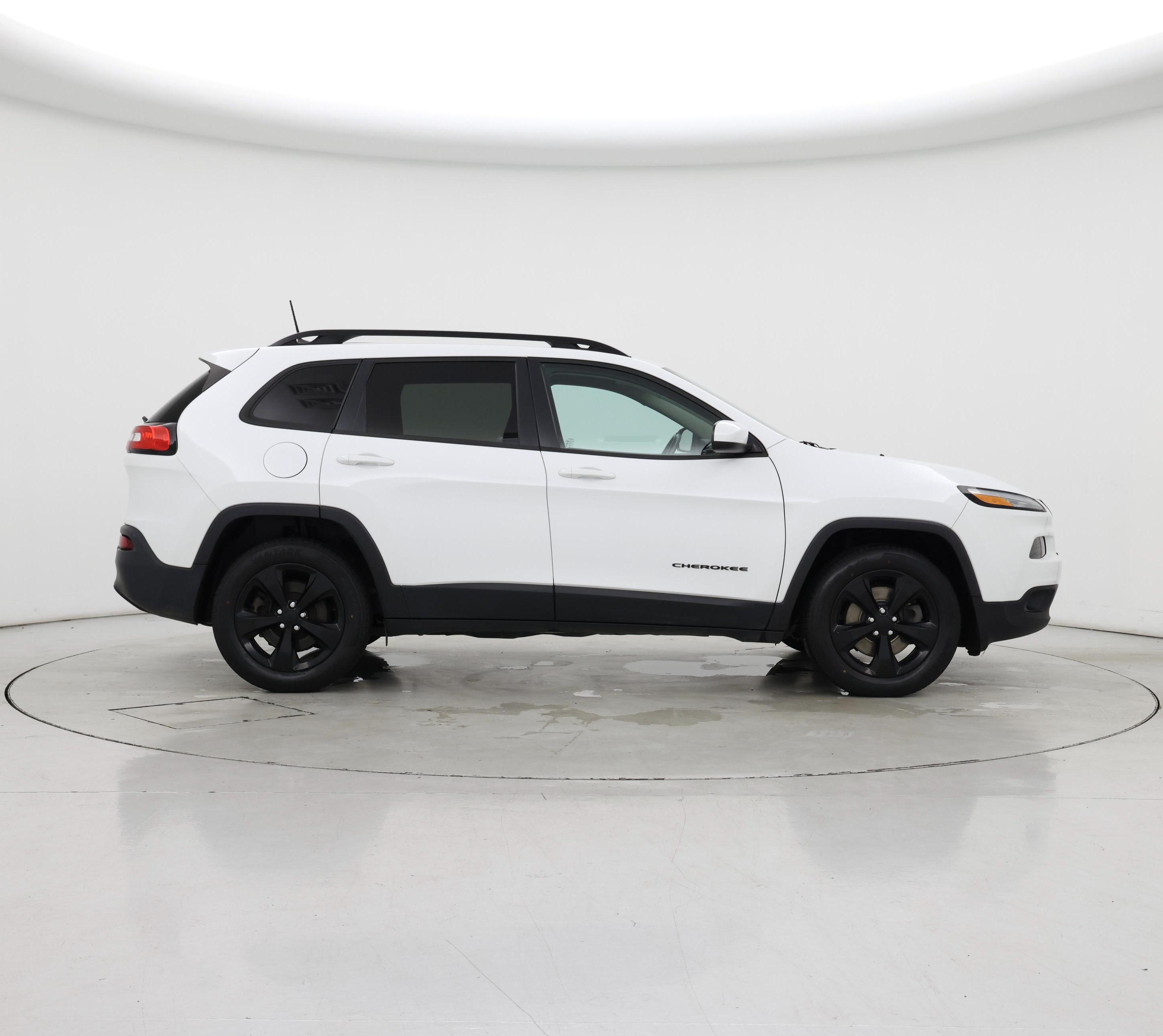 Thumbnail: 2018 Jeep Cherokee - 7