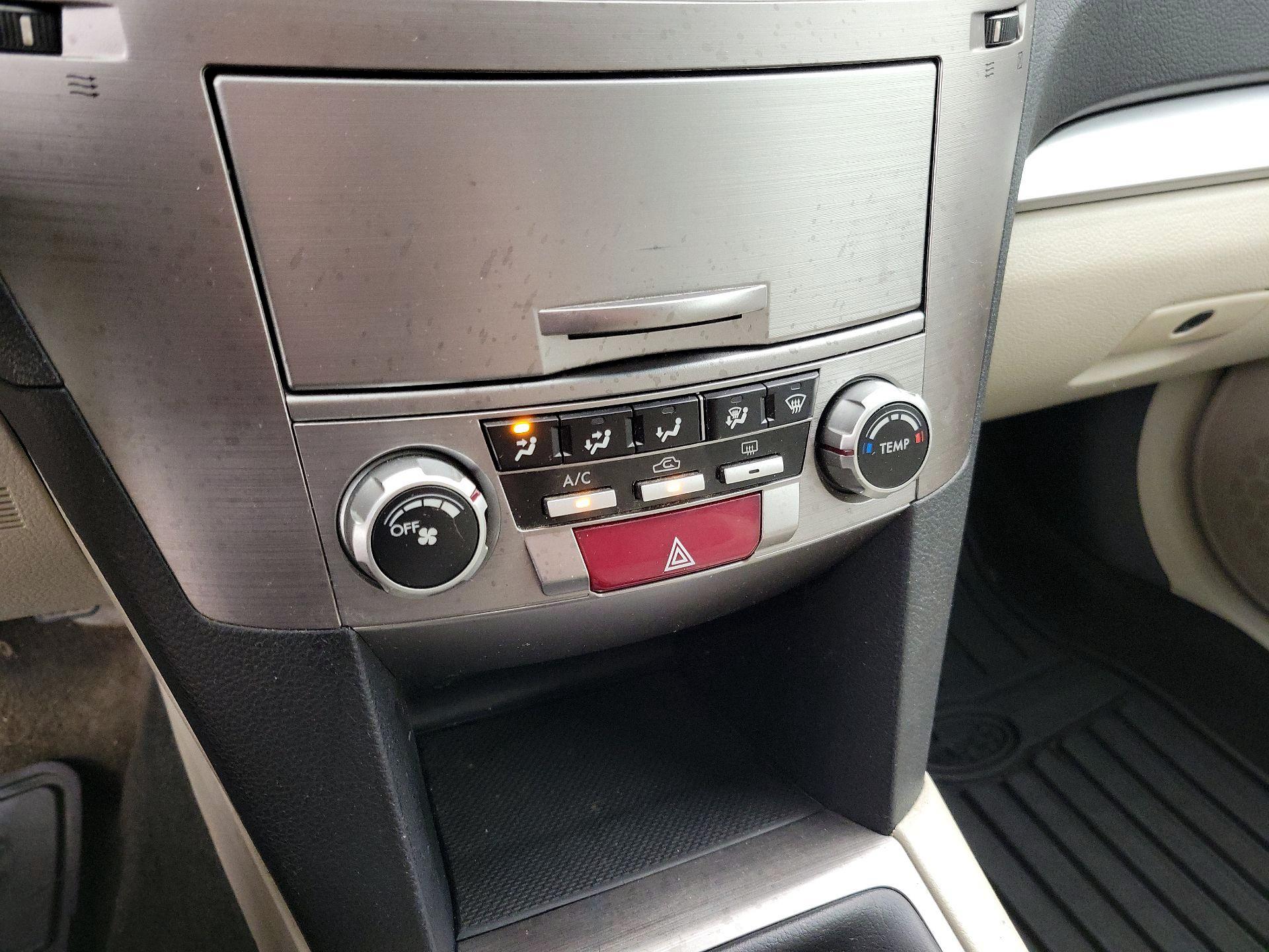 Thumbnail: 2014 Subaru Outback - 15