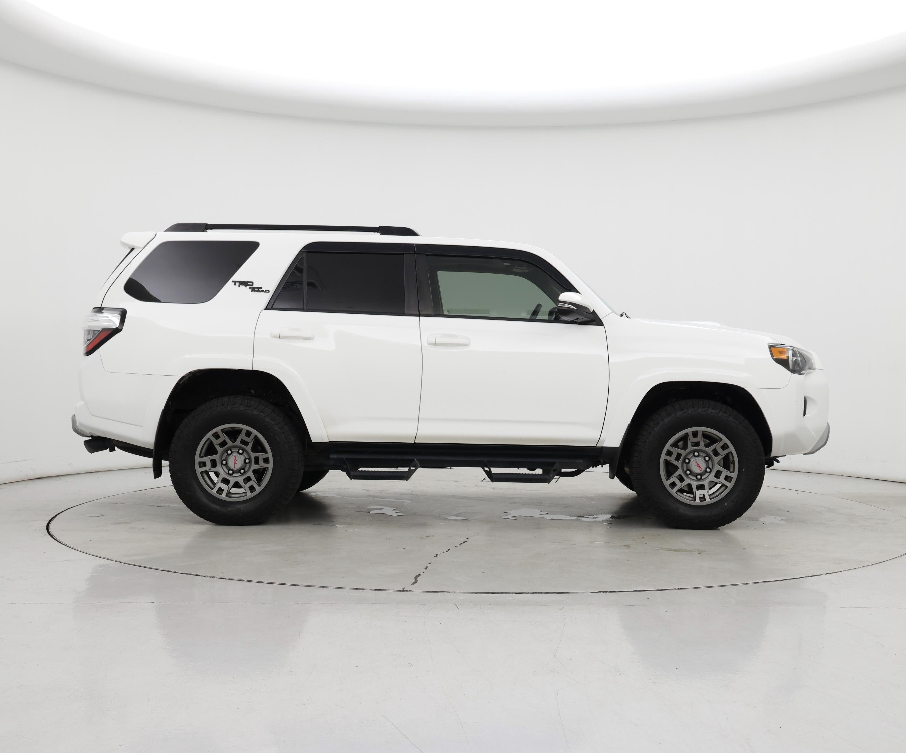 Thumbnail: 2019 Toyota 4Runner - 7