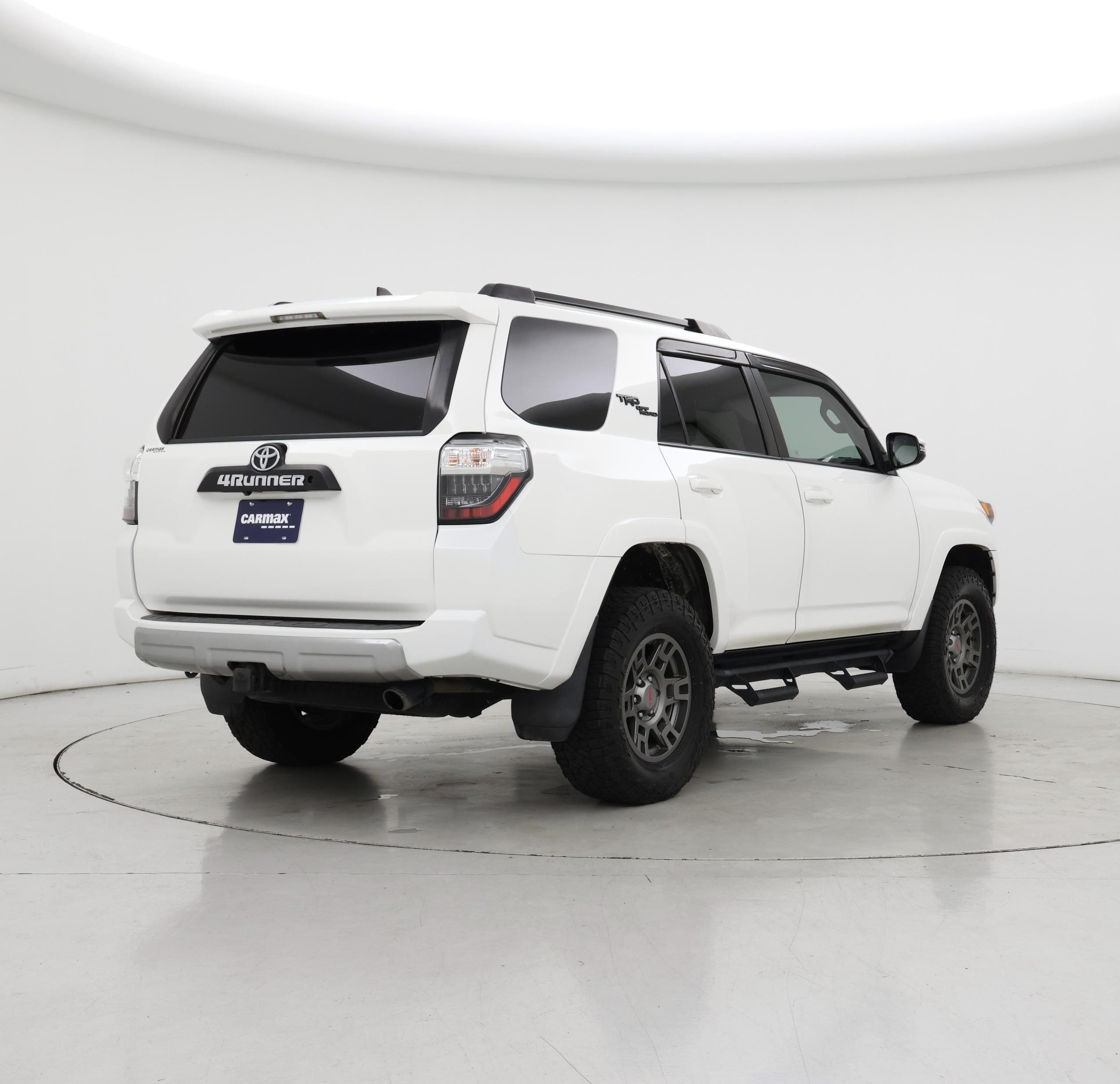 Thumbnail: 2019 Toyota 4Runner - 8