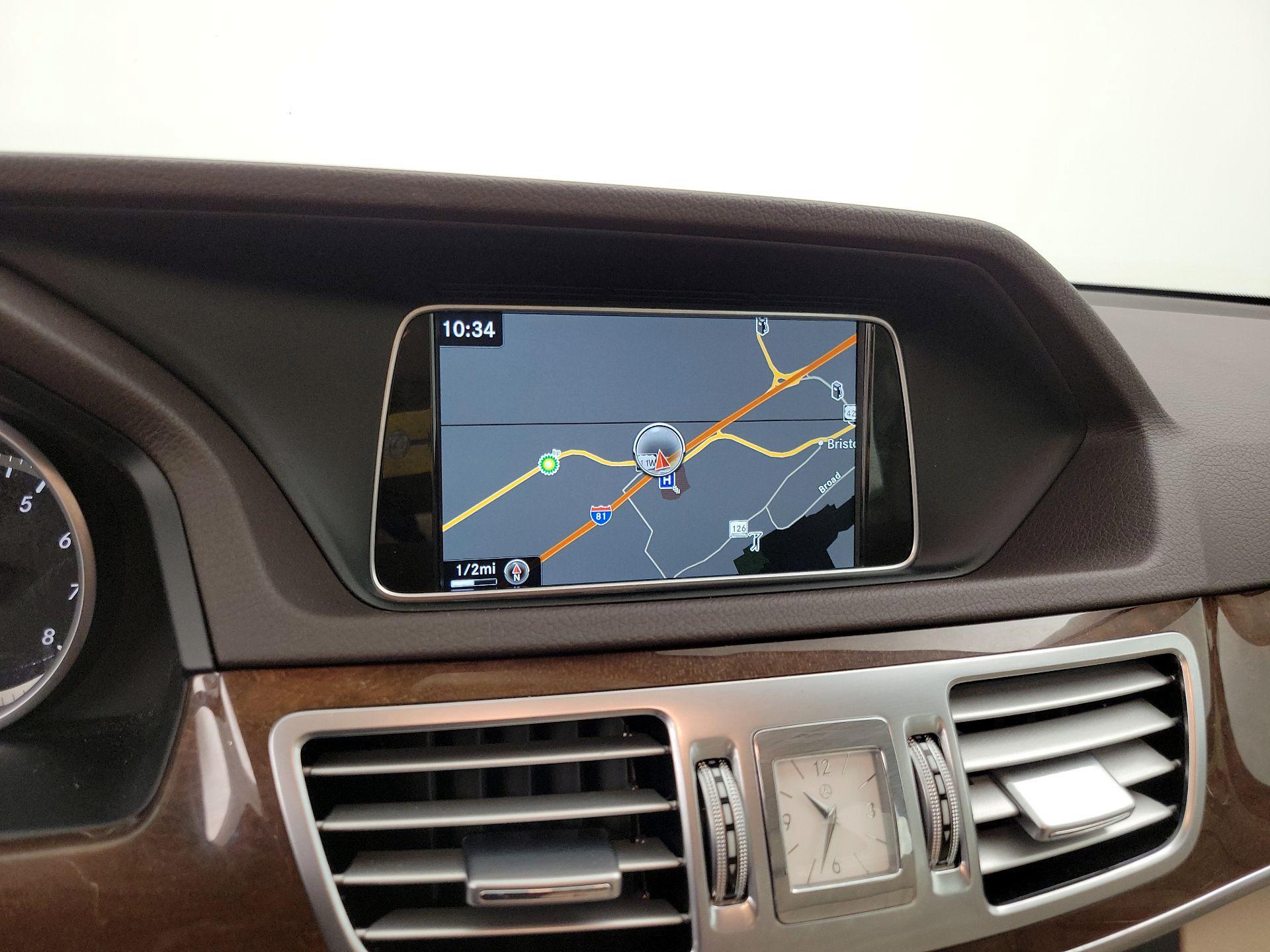 Thumbnail: 2016 Mercedes-Benz E-Class - 14