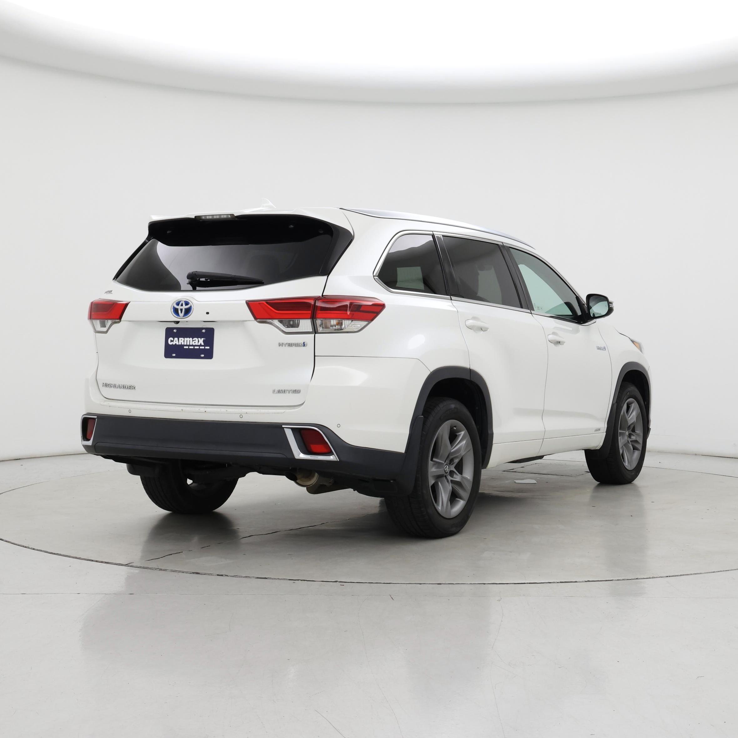 Thumbnail: 2018 Toyota Highlander - 8