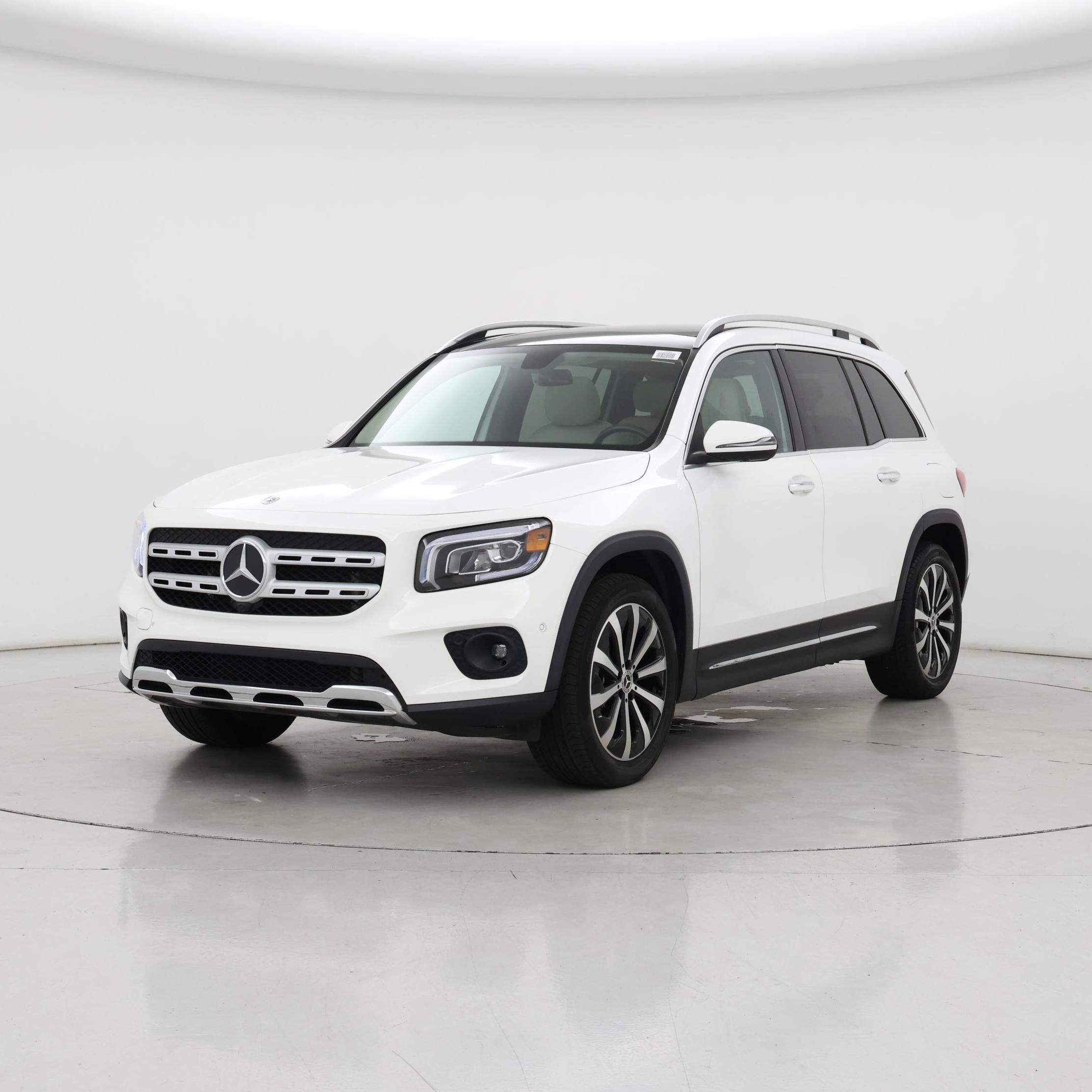 Thumbnail: 2023 Mercedes-Benz GLB - 4