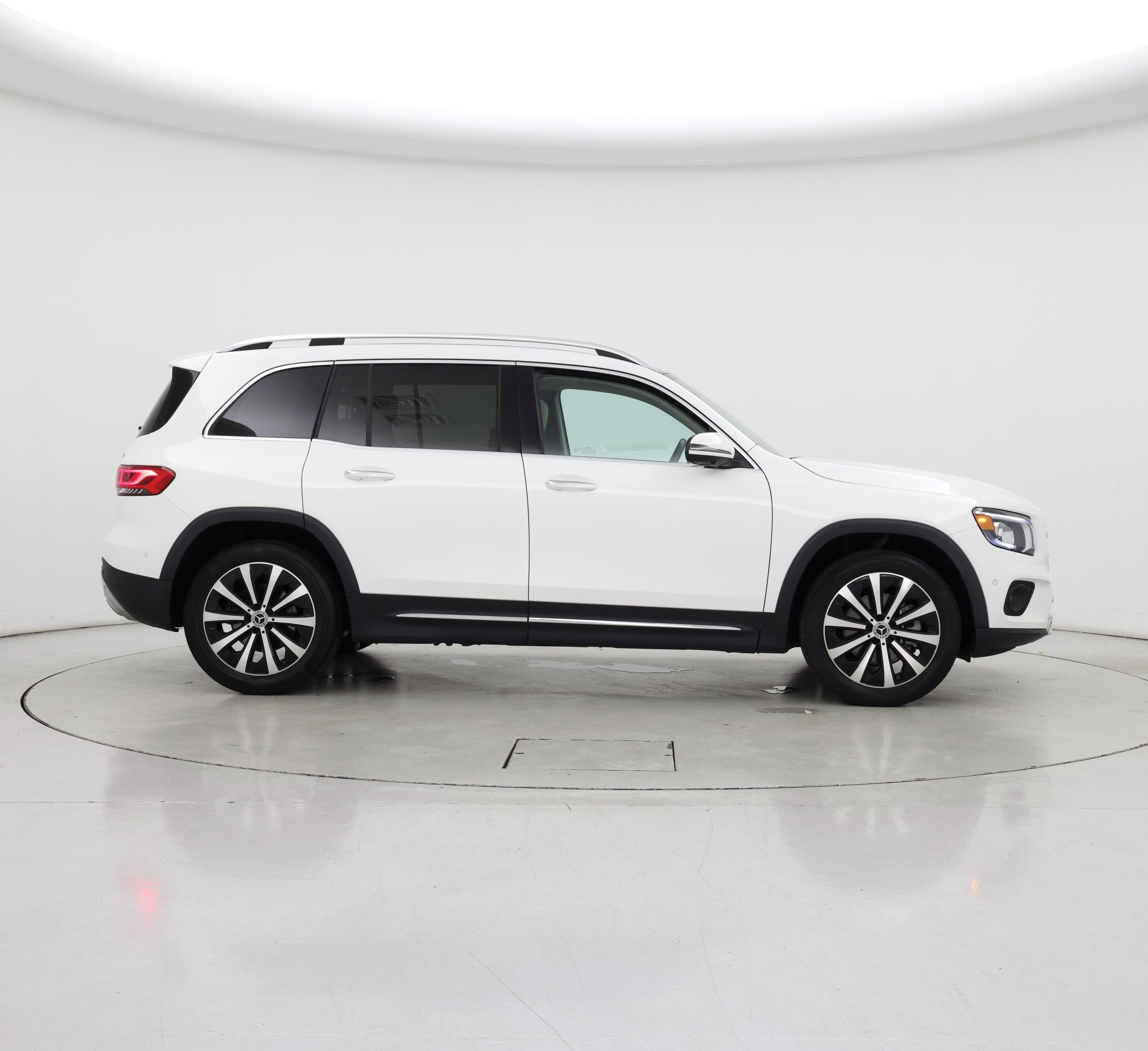 Thumbnail: 2023 Mercedes-Benz GLB - 7