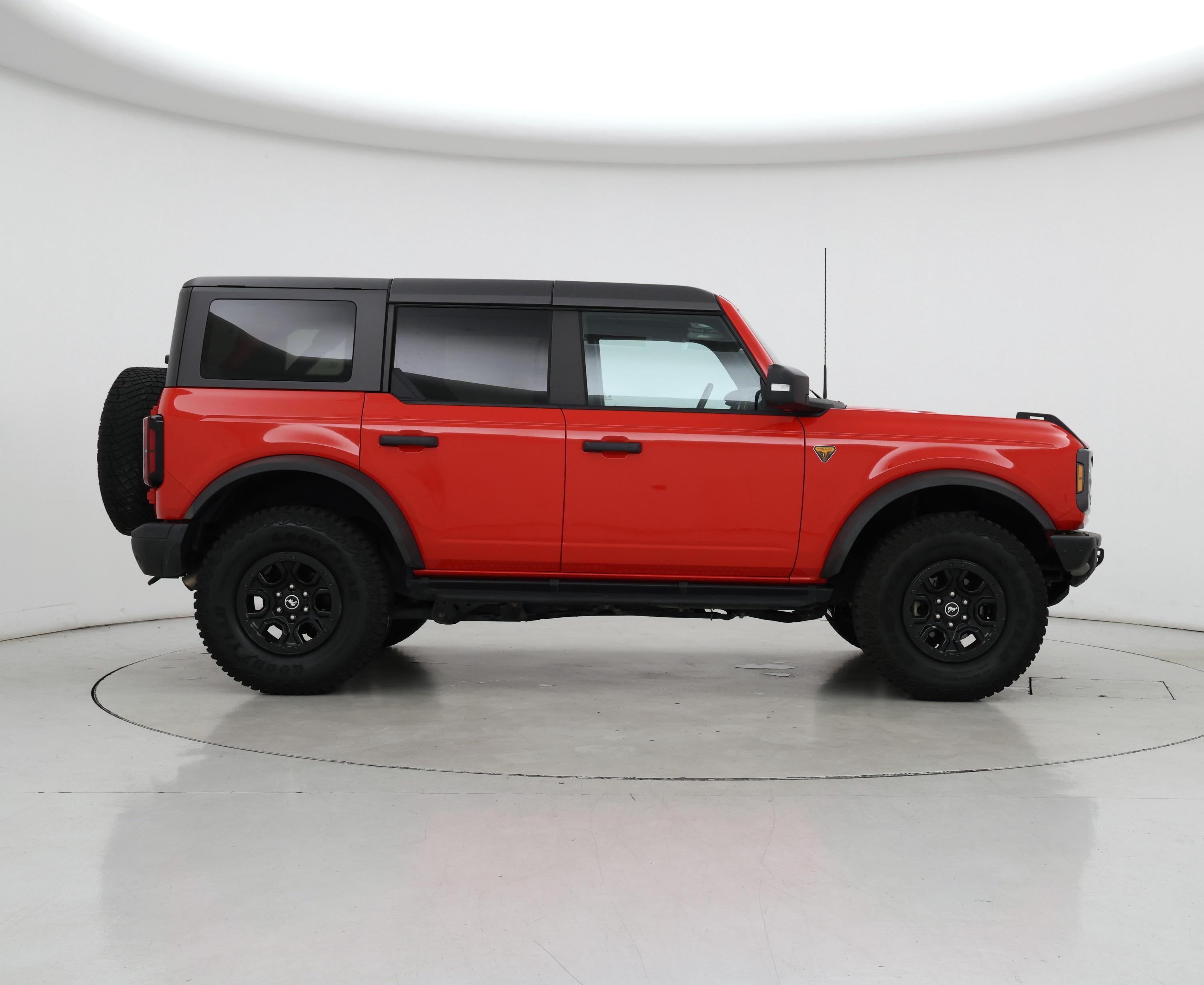 Thumbnail: 2022 Ford Bronco - 7
