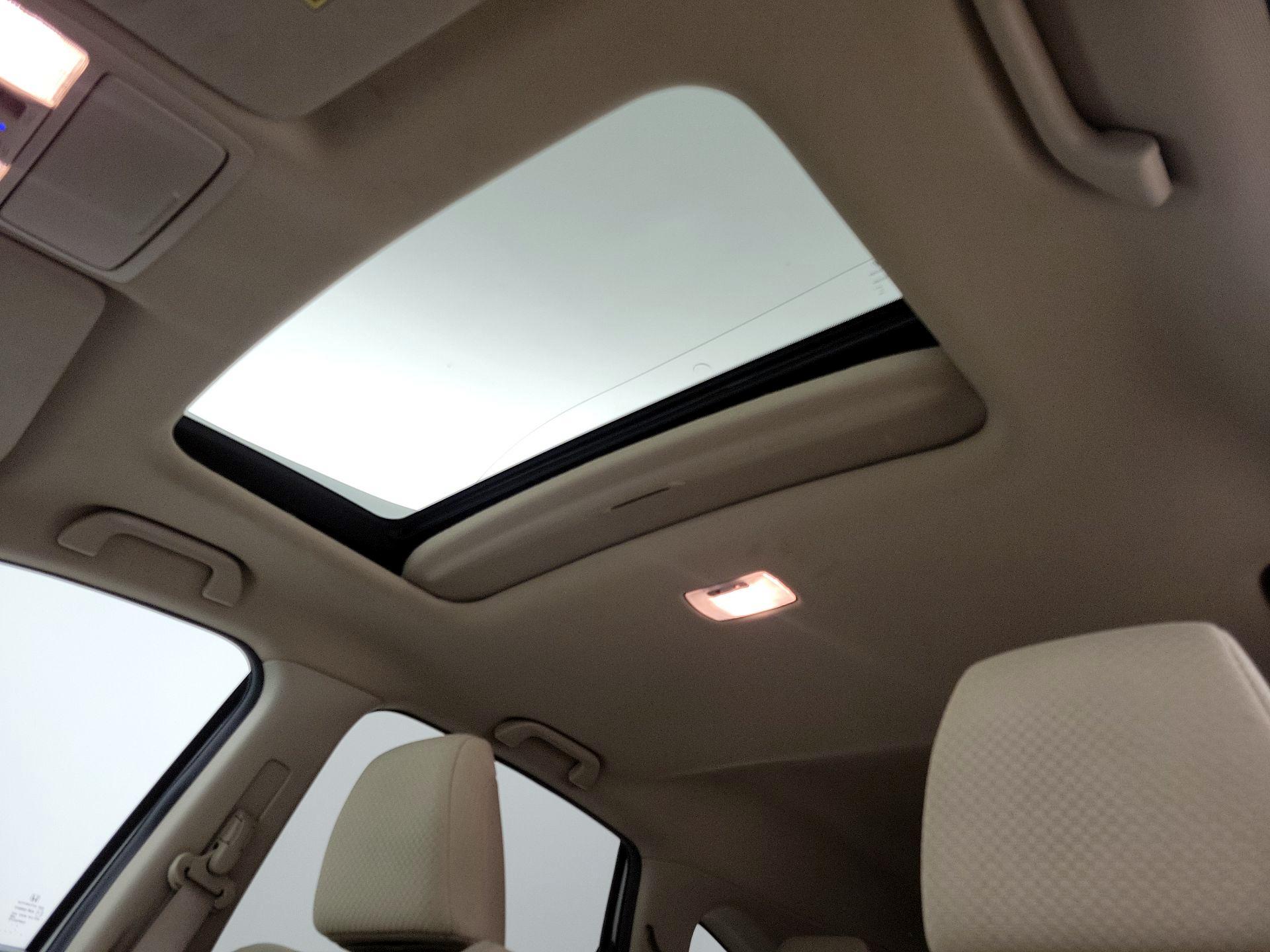 Thumbnail: 2016 Honda CR-V - 19