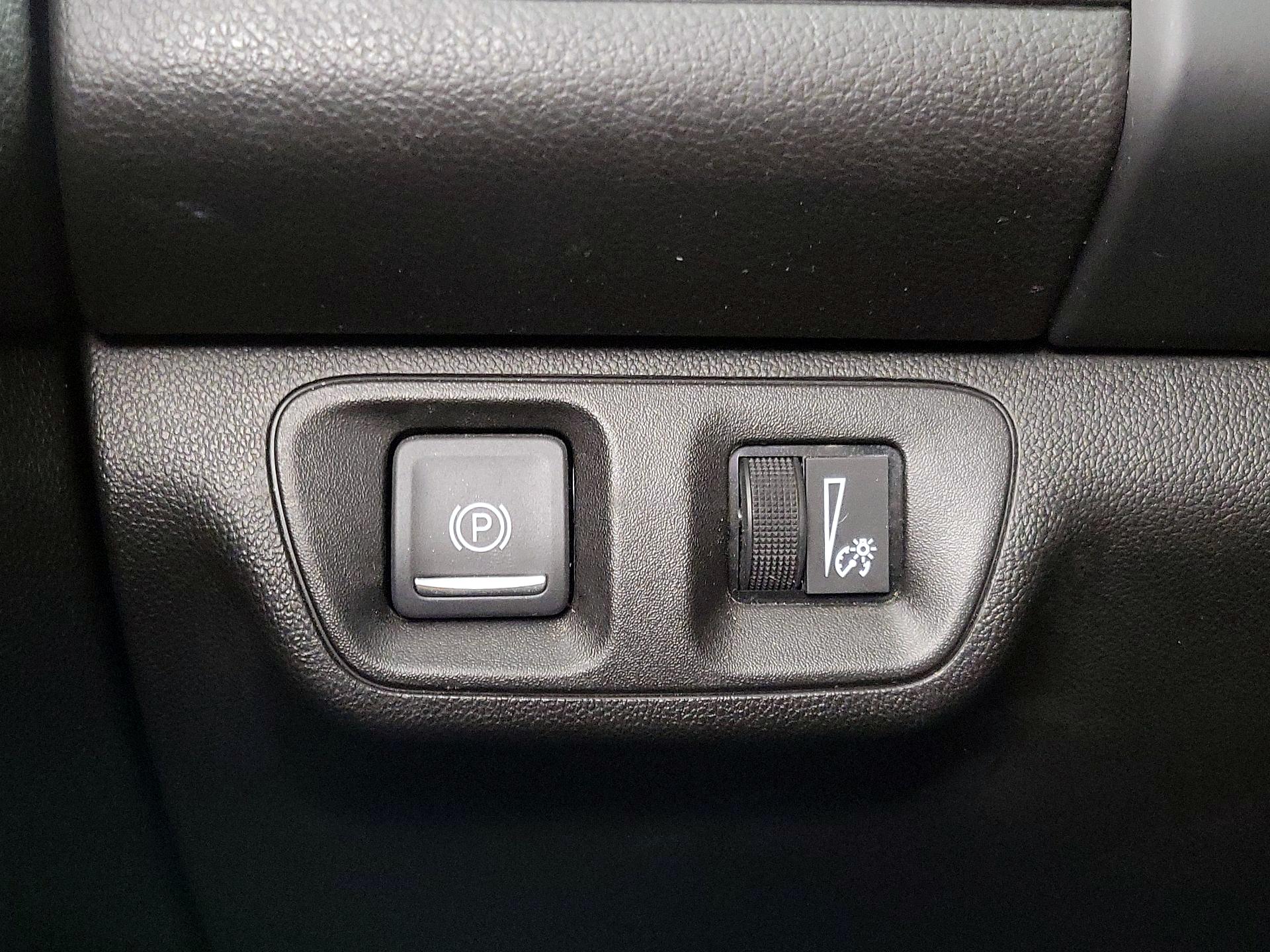 Thumbnail: 2020 GMC Acadia - 13