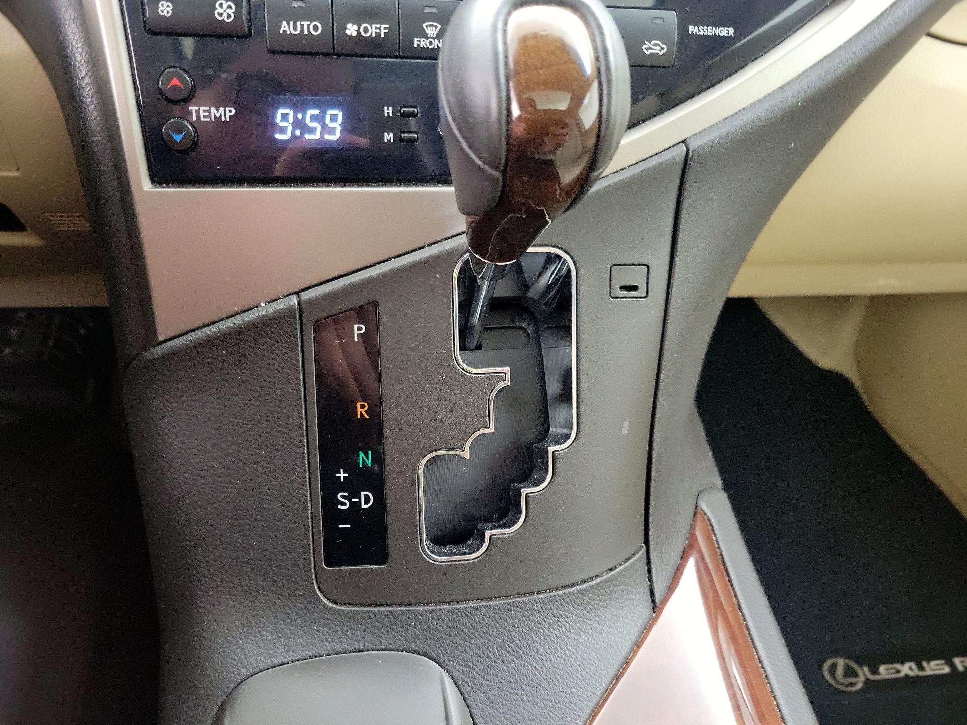 Thumbnail: 2015 Lexus RX - 17
