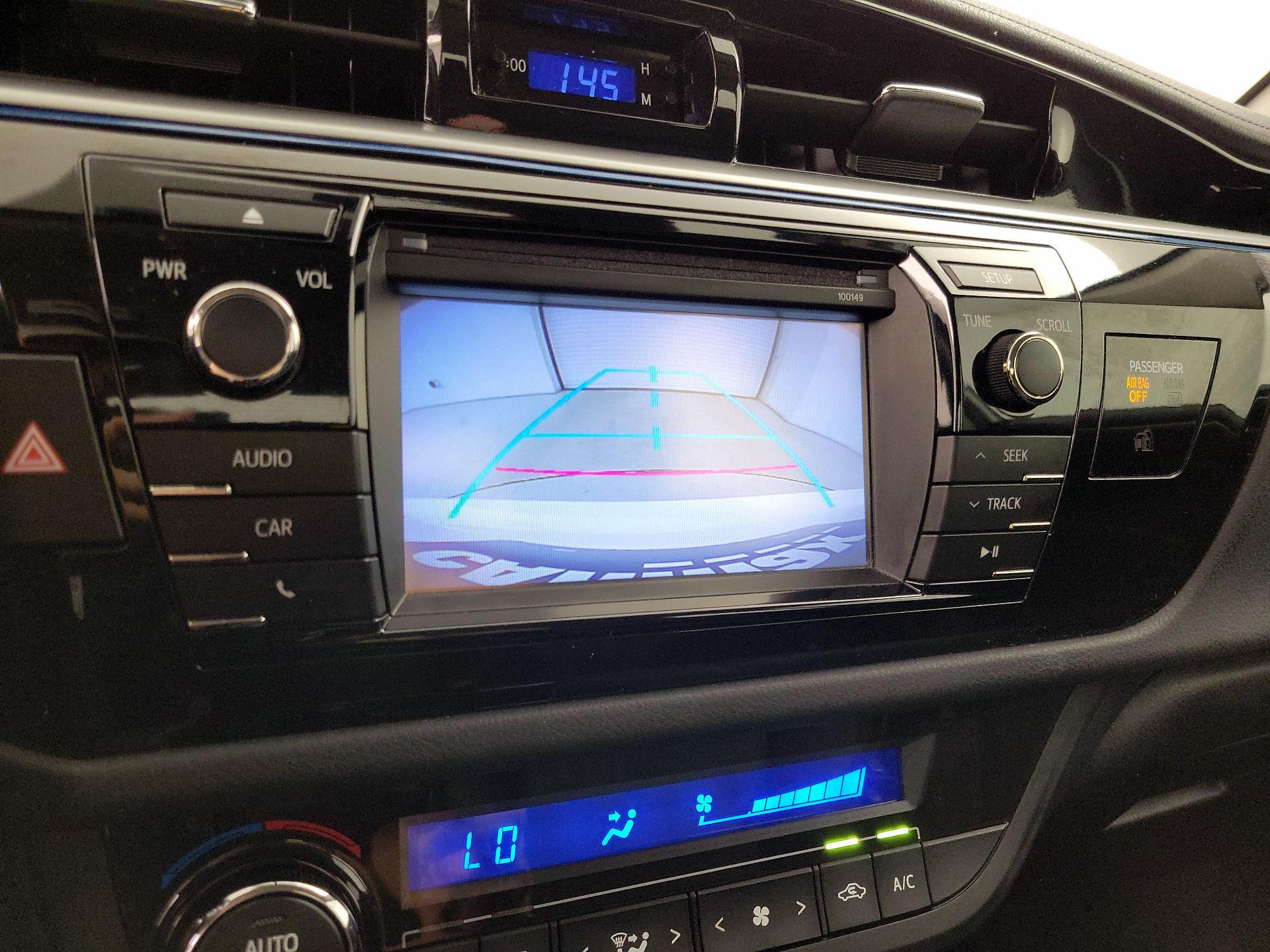 Thumbnail: 2015 Toyota Corolla - 14