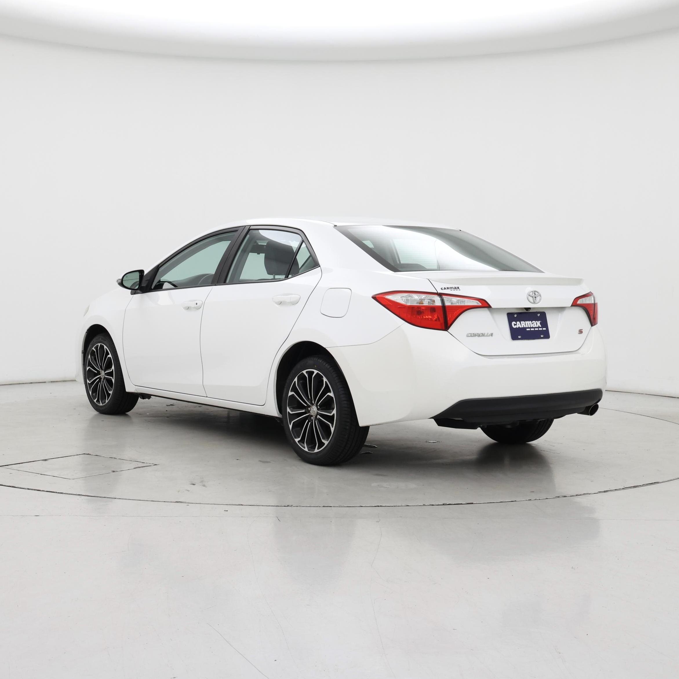 Thumbnail: 2015 Toyota Corolla - 2