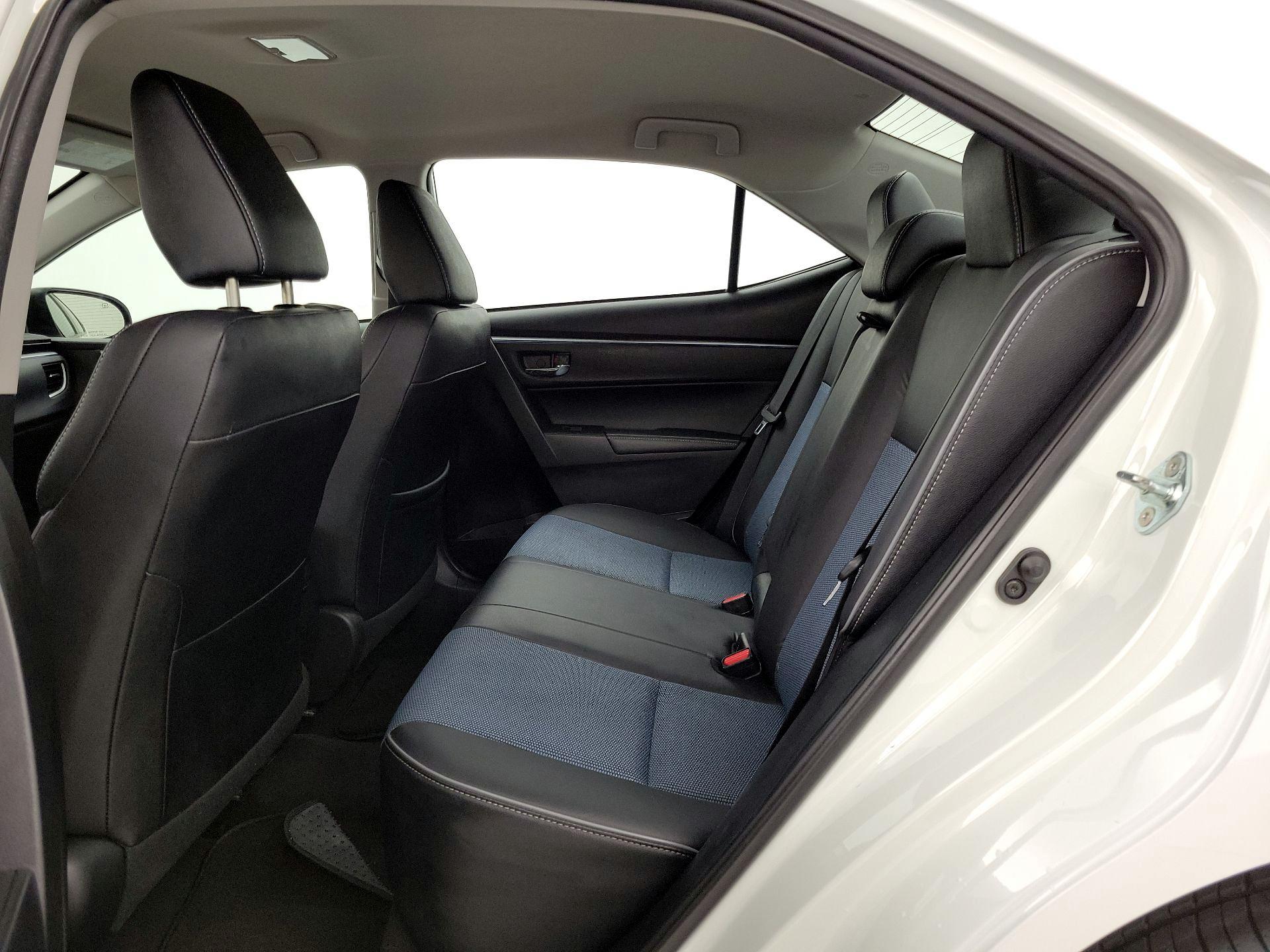 Thumbnail: 2015 Toyota Corolla - 19