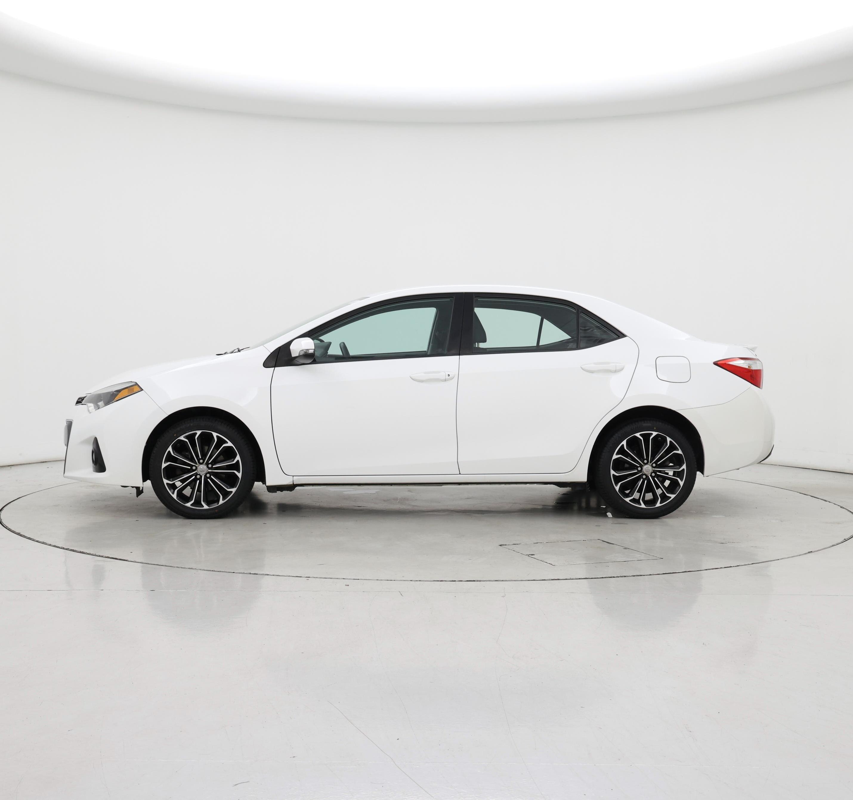Thumbnail: 2015 Toyota Corolla - 3