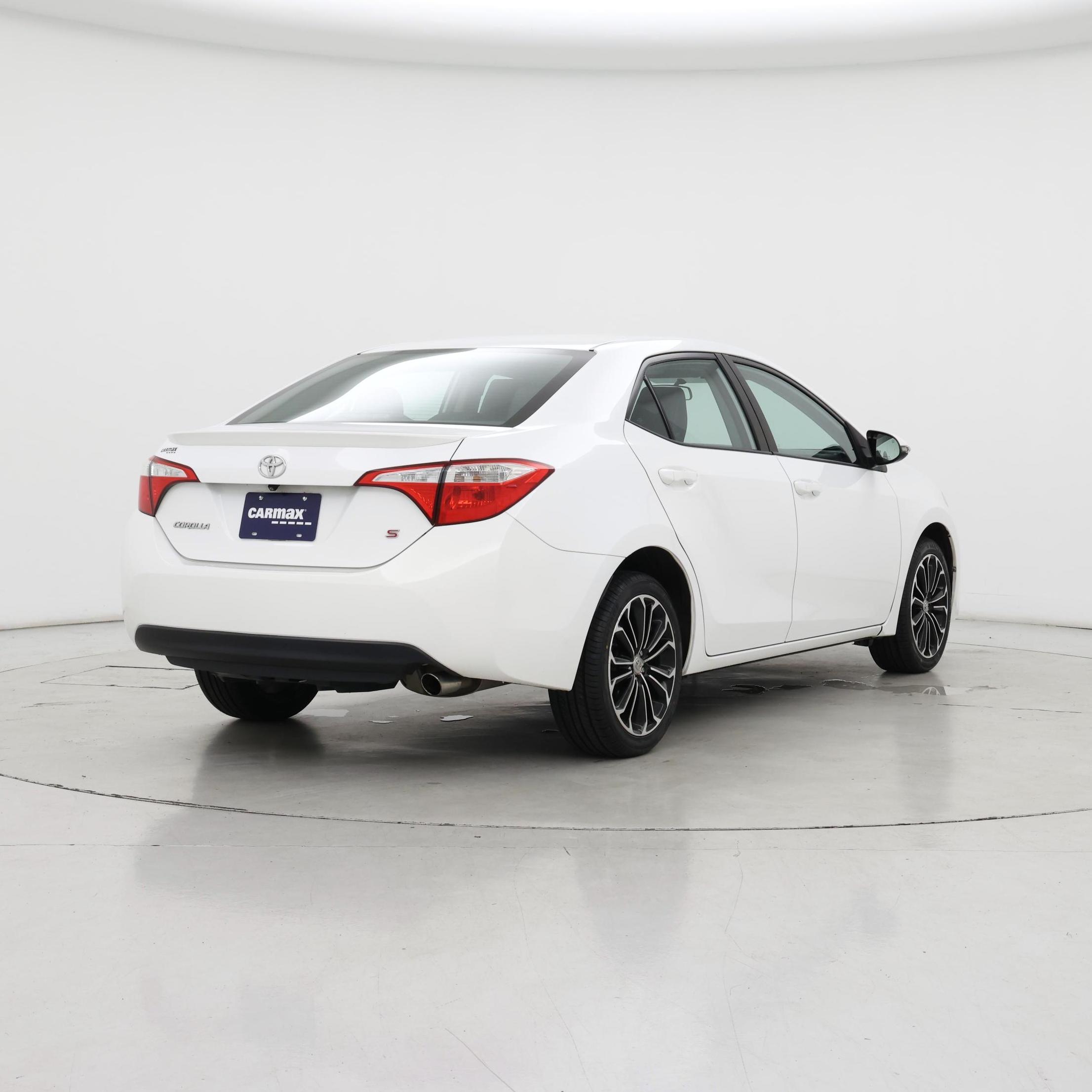Thumbnail: 2015 Toyota Corolla - 8