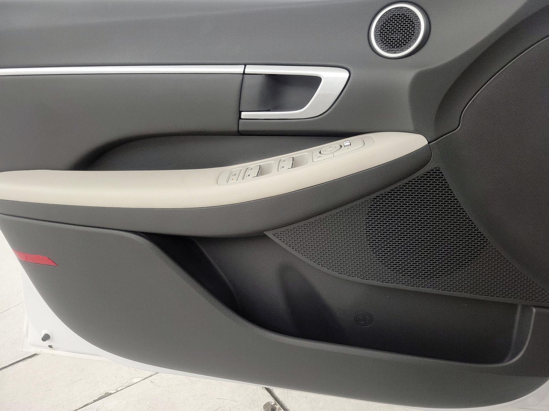 Thumbnail: 2023 Hyundai Sonata - 12