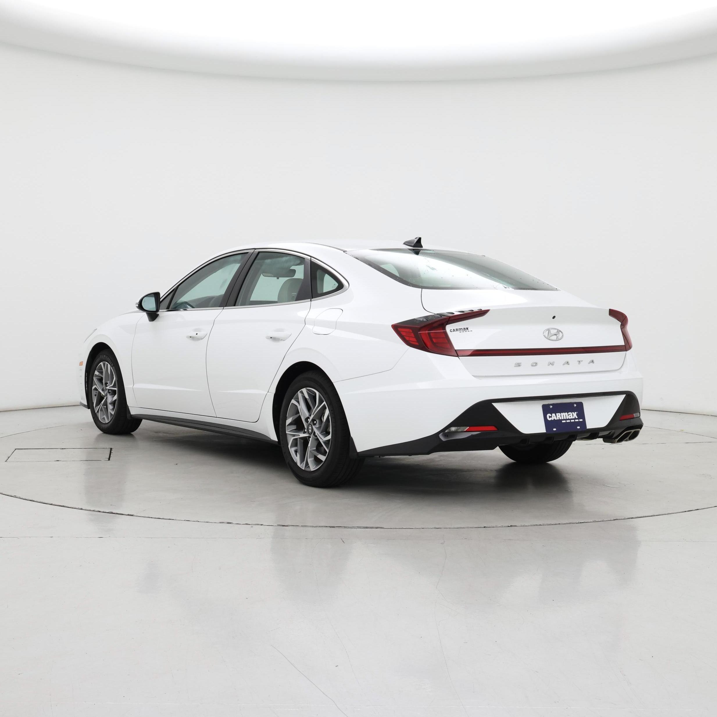 Thumbnail: 2023 Hyundai Sonata - 2