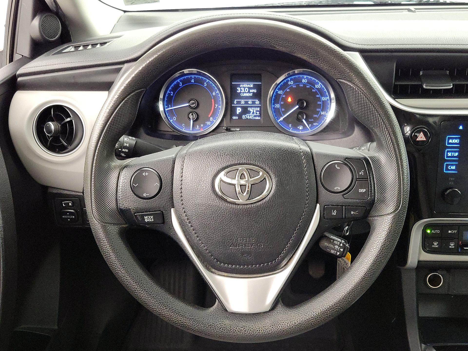Thumbnail: 2018 Toyota Corolla - 10