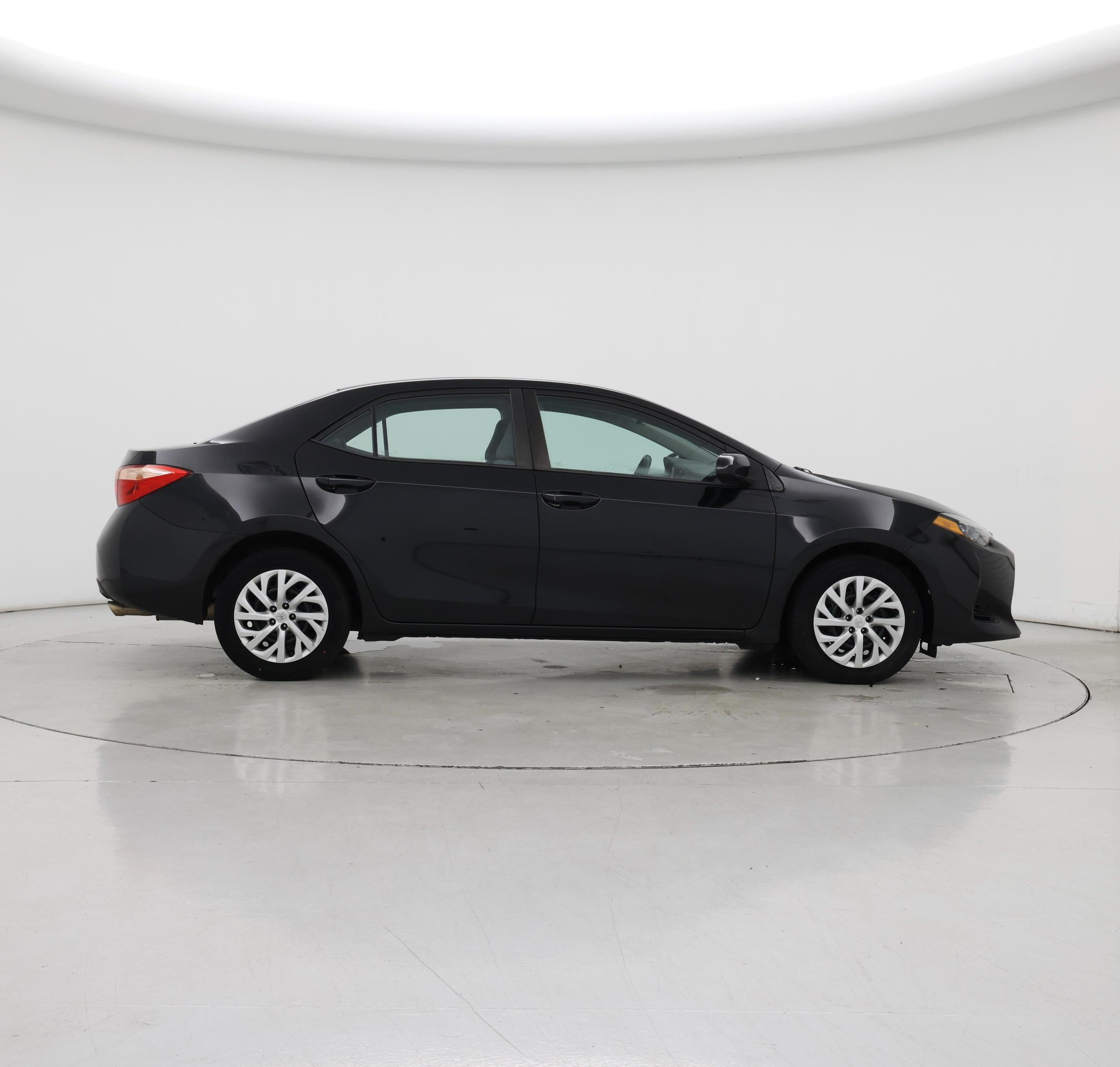 Thumbnail: 2018 Toyota Corolla - 7
