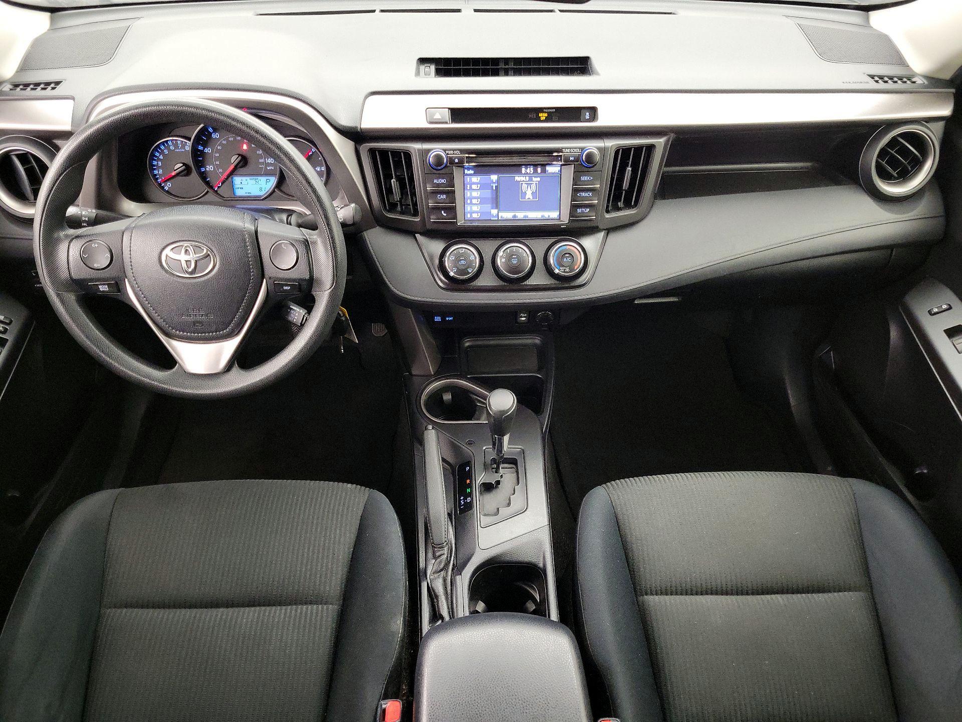 Thumbnail: 2016 Toyota RAV4 - 9