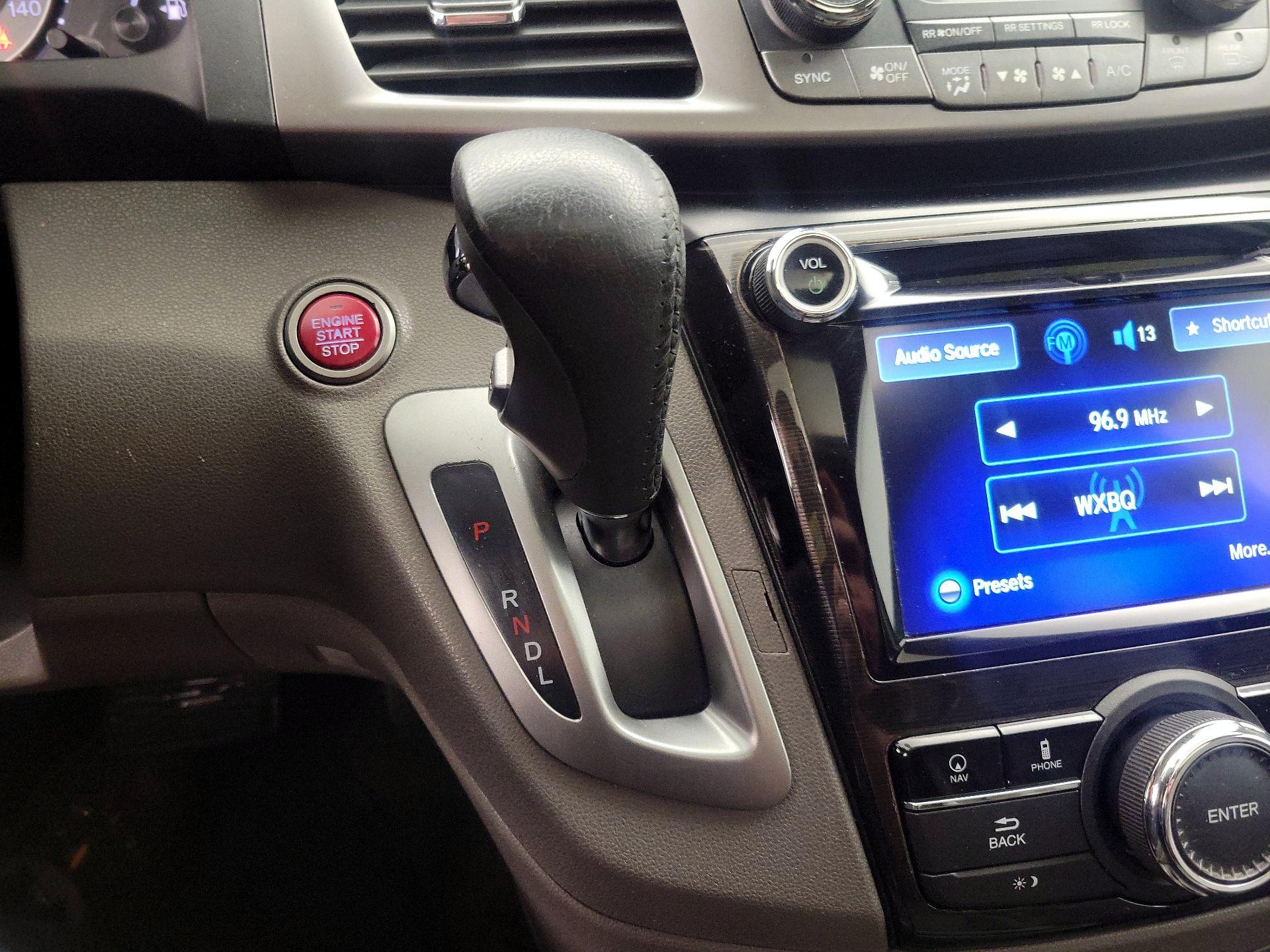 Thumbnail: 2015 Honda Odyssey - 18